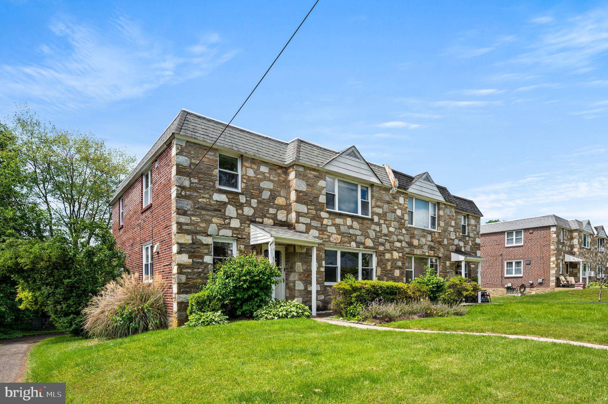 Philadelphia, PA 19111,826 EMERSON ST