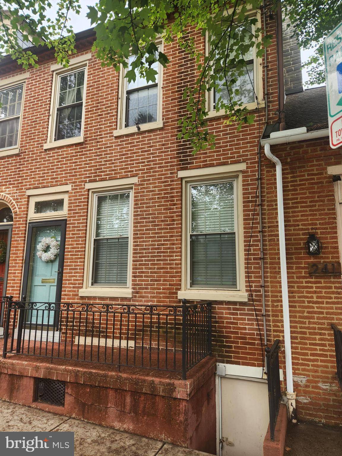 Lancaster, PA 17602,239 E CHESTNUT ST