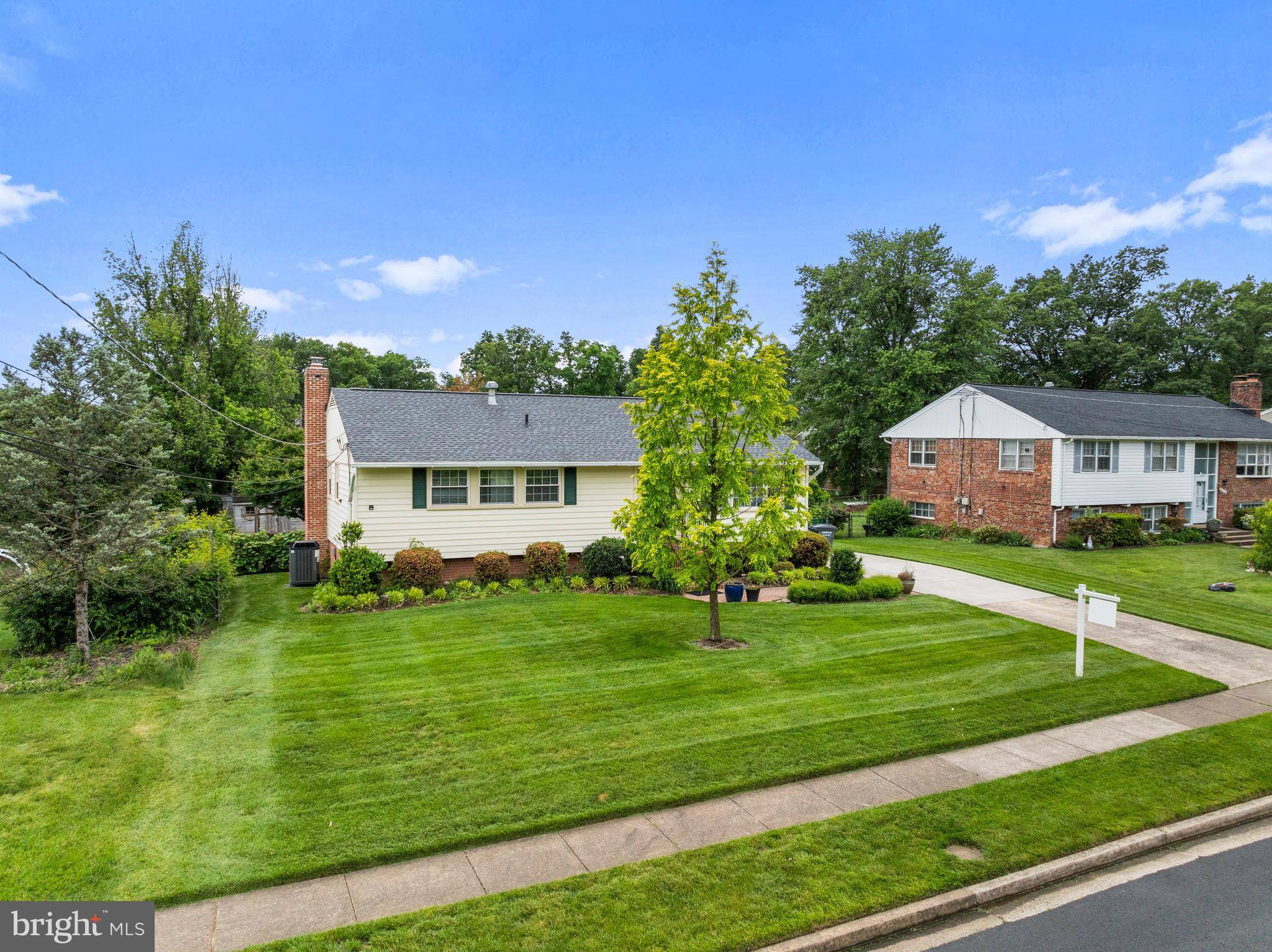 Centreville, VA 20120,15007 CARLBERN DR