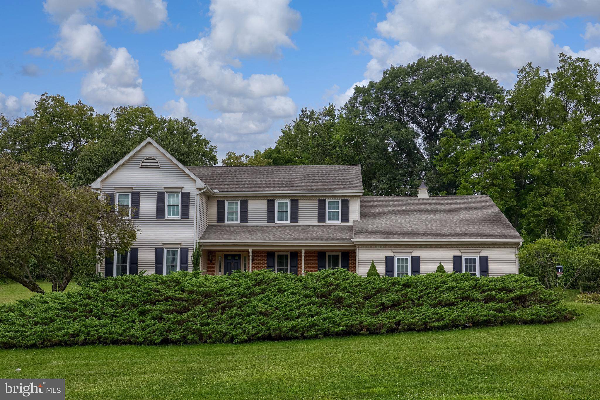 Lancaster, PA 17601,2504 BROOKSIDE DR