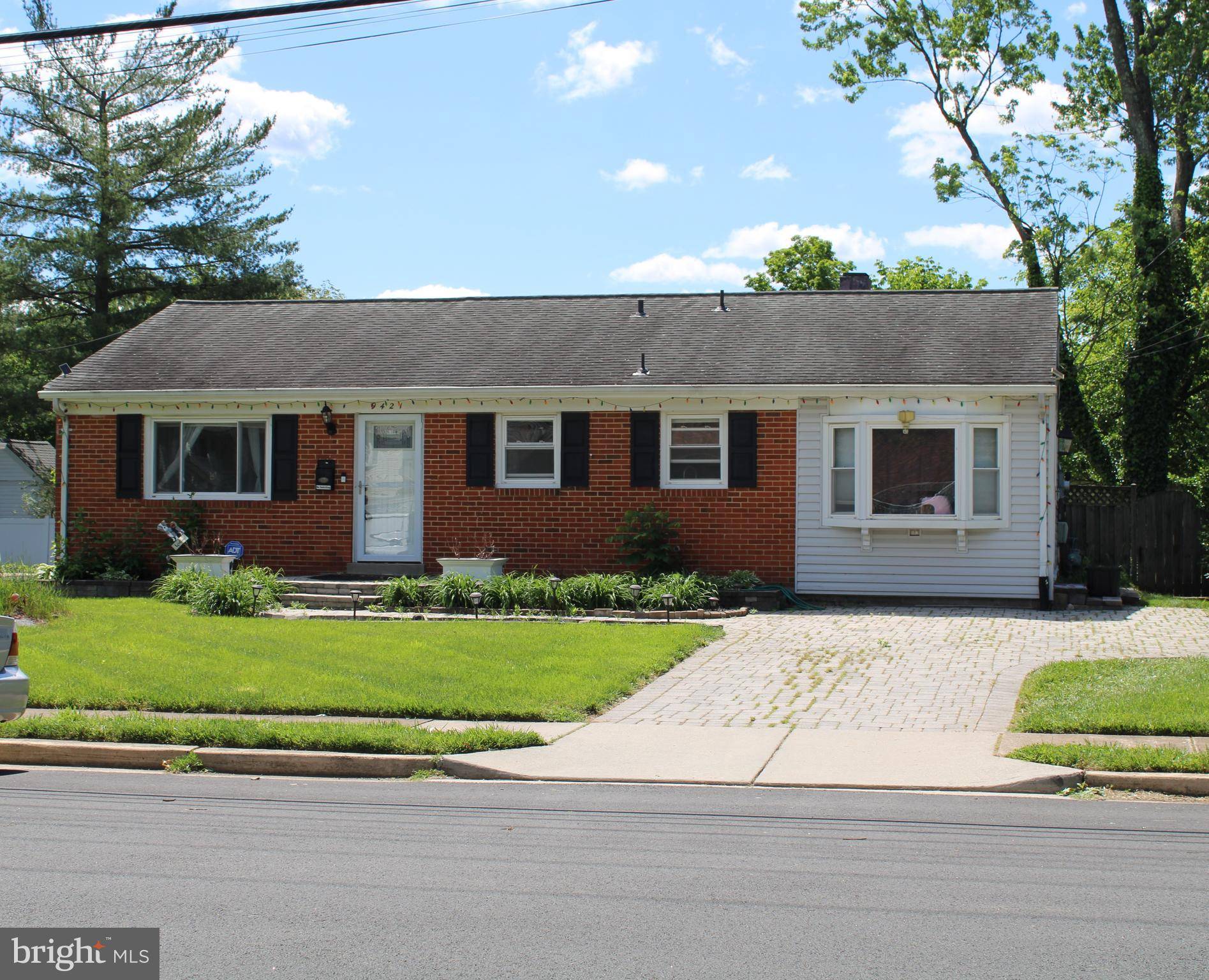 Manassas, VA 20109,9421 KING GEORGE DR