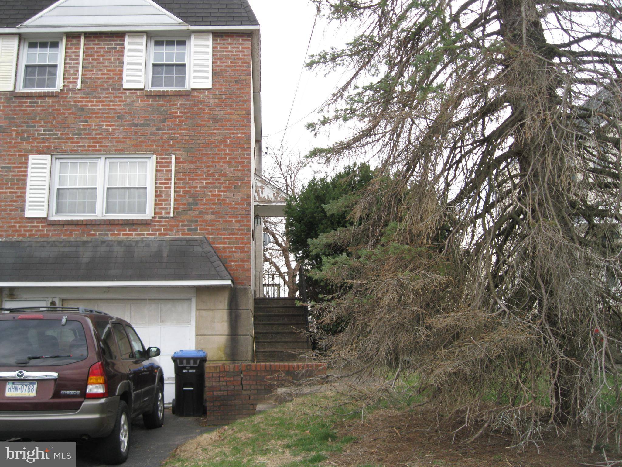 Norristown, PA 19401,628 E ROBERTS ST