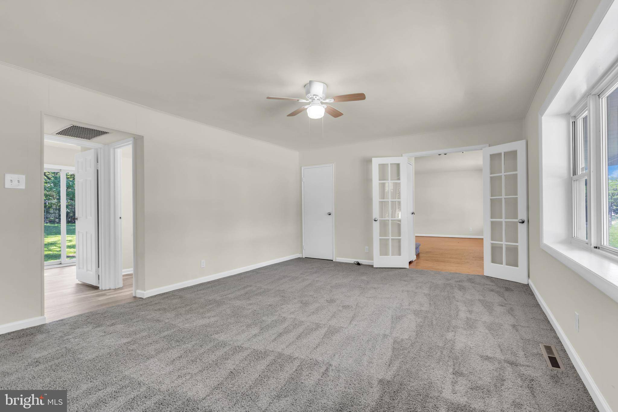 Cherry Hill, NJ 08003,414 LAVENDER HILL DR