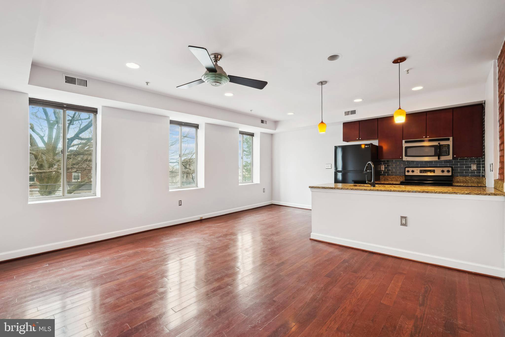 Washington, DC 20011,5401 9TH ST NW #202