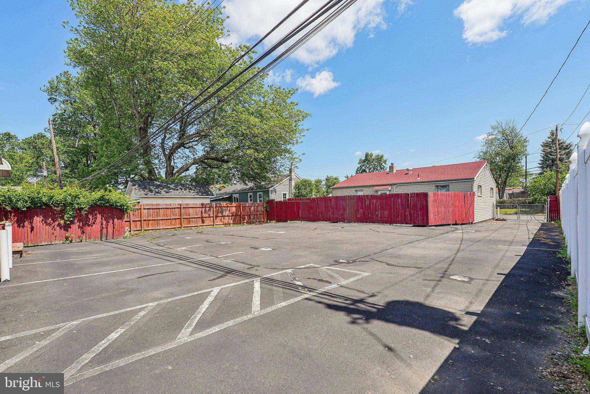 Levittown, PA 19057,1005 GREEN LN