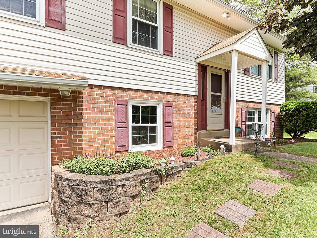 North Wales, PA 19454,201 HUNTER LN