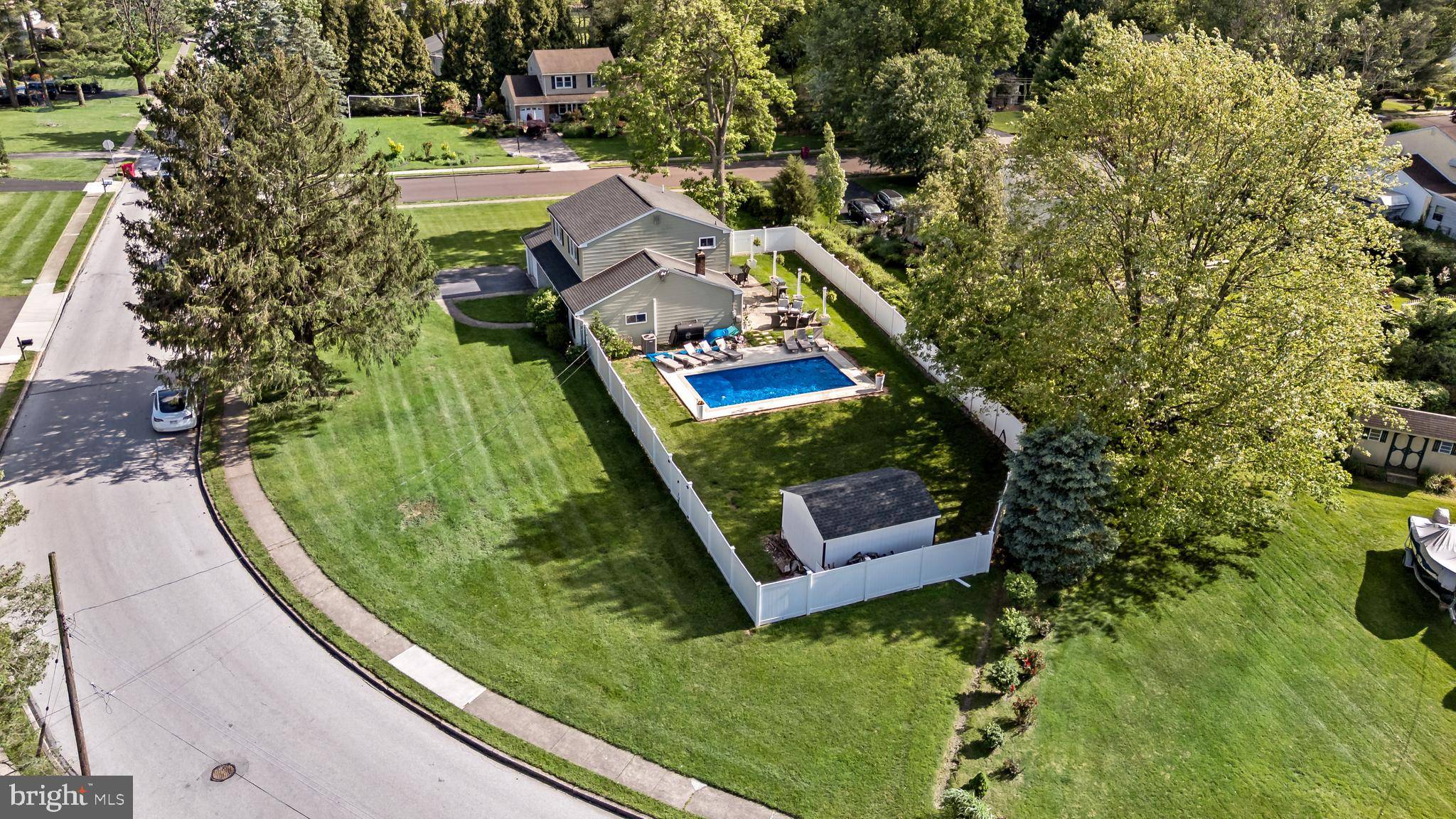 Audubon, PA 19403,19 BUCKWALTER RD