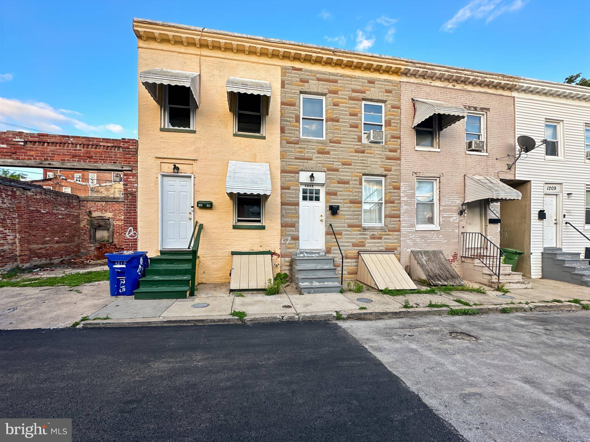 Baltimore, MD 21213,1215 N SPRING ST