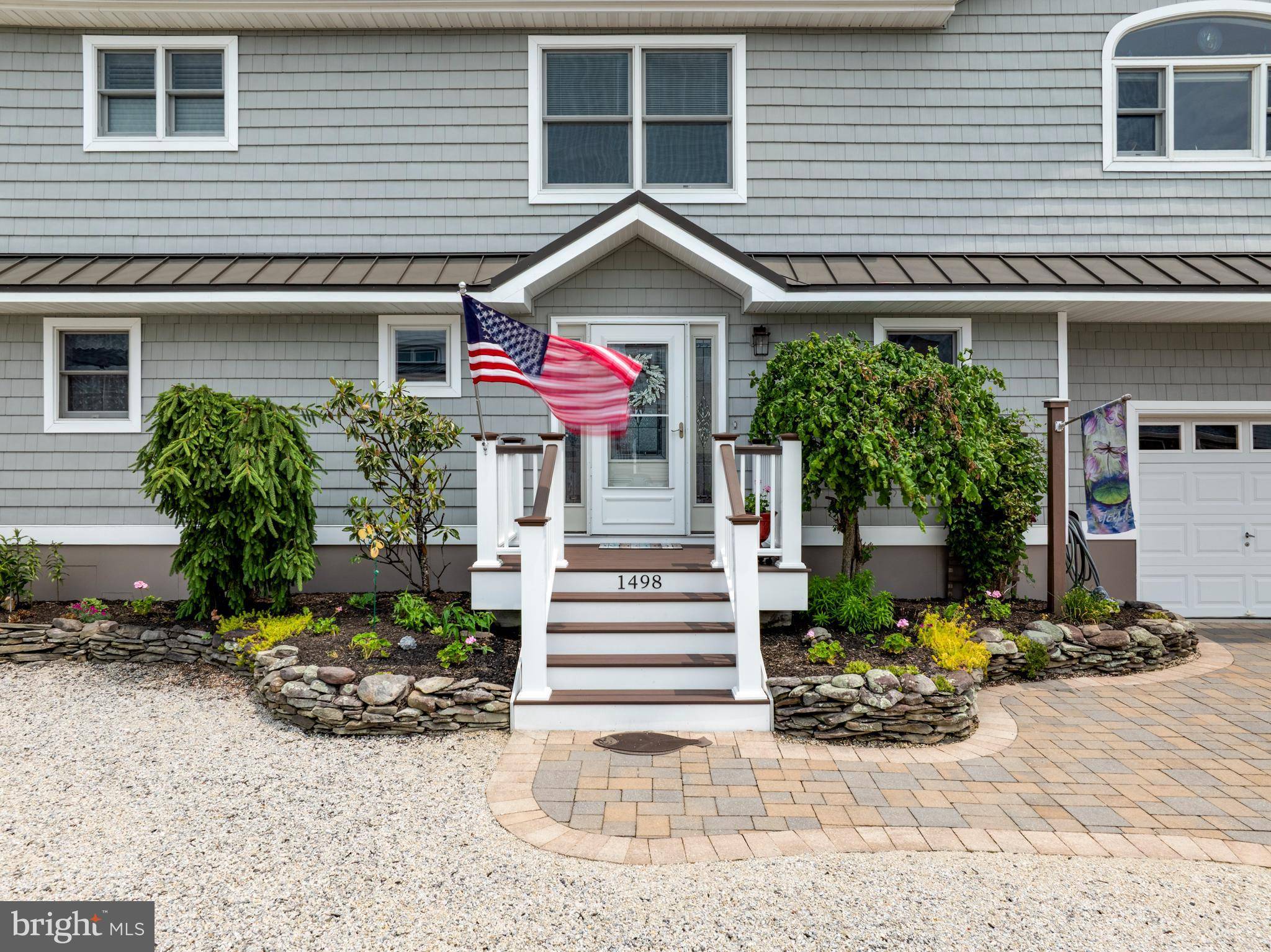 Manahawkin, NJ 08050,1498 PAUL BLVD