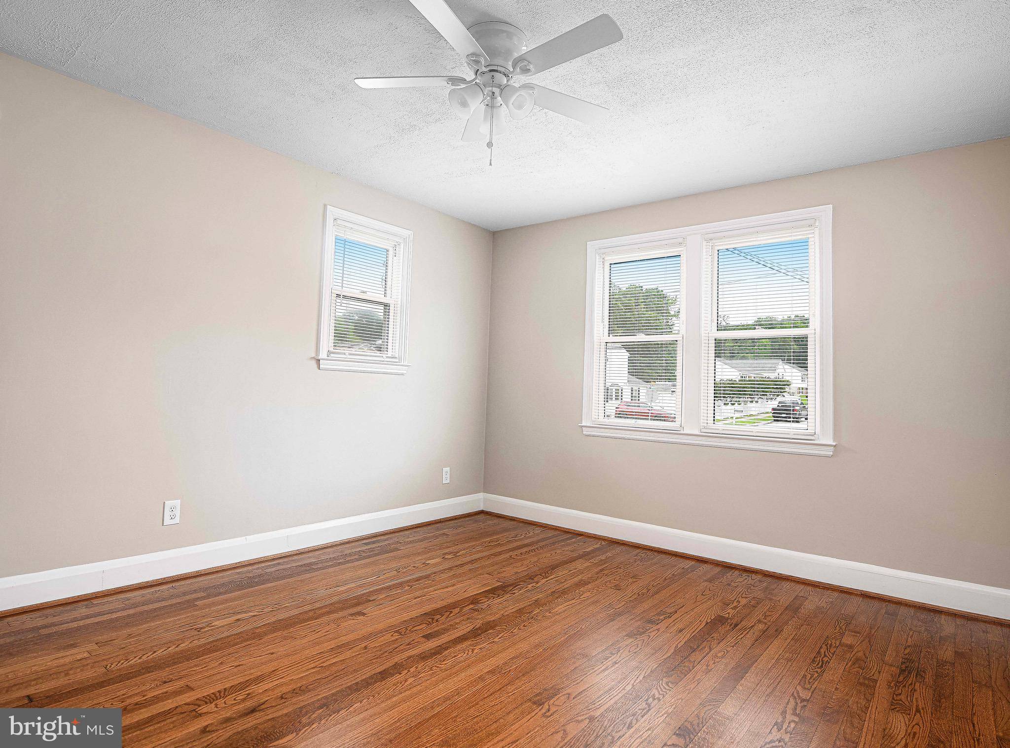 Essex, MD 21221,803 ESSEX AVE