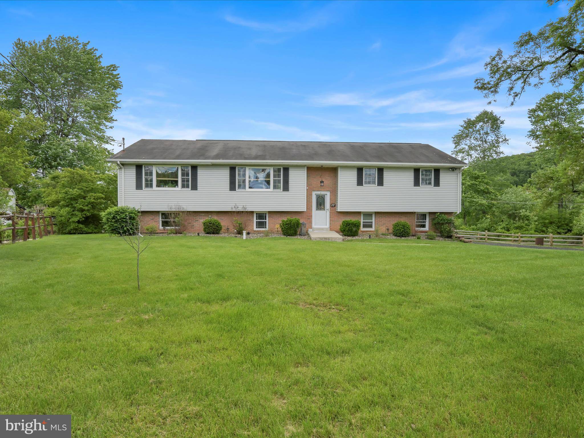Schuylkill Haven, PA 17972,17 1ST AVE