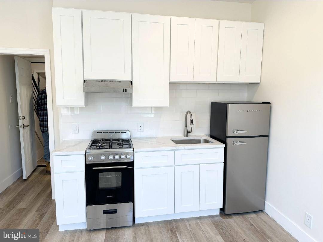 Philadelphia, PA 19147,1532 S 2ND ST #2F