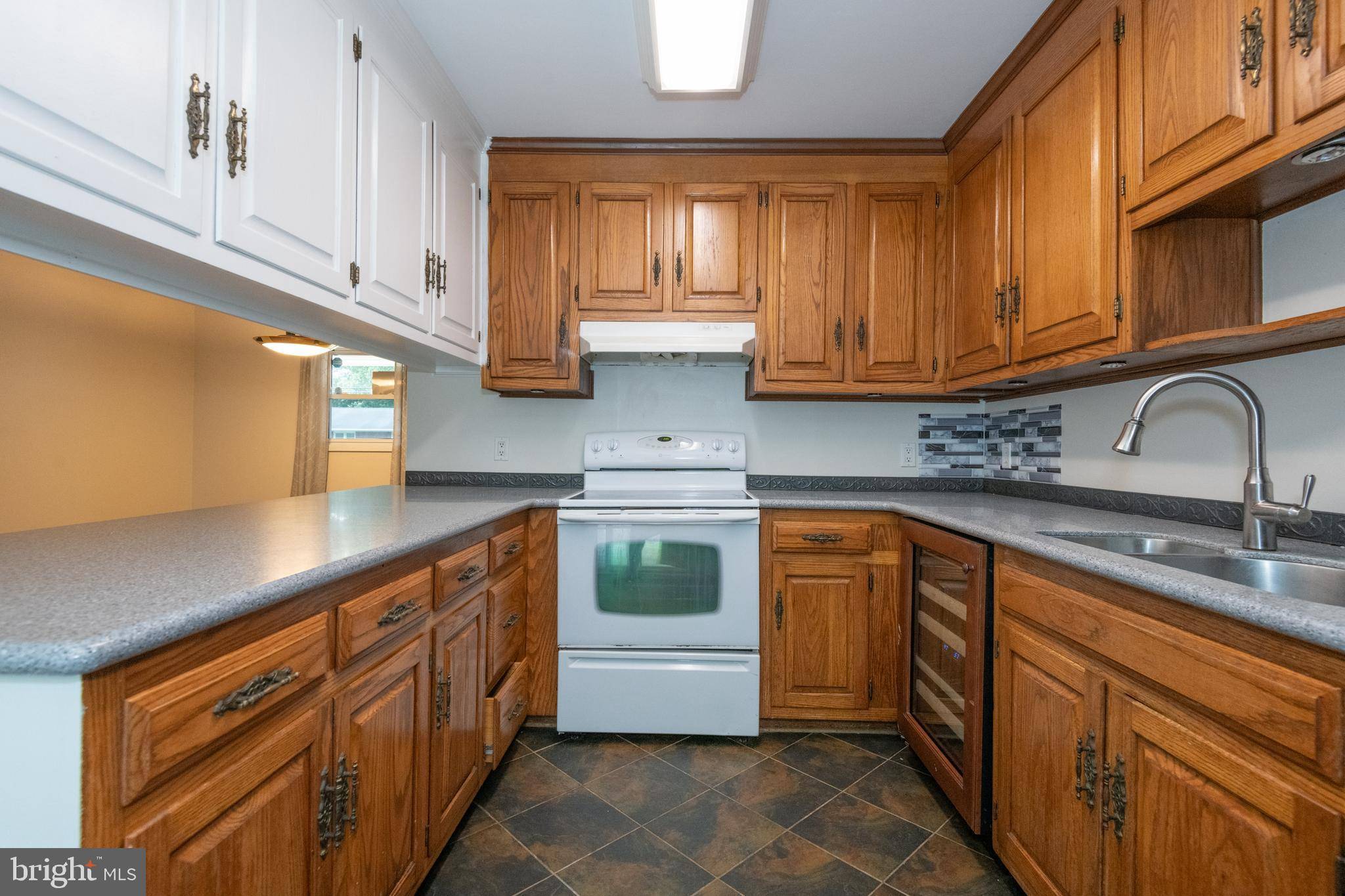 Newport News, VA 23608,22 MEADOW CREEK DR
