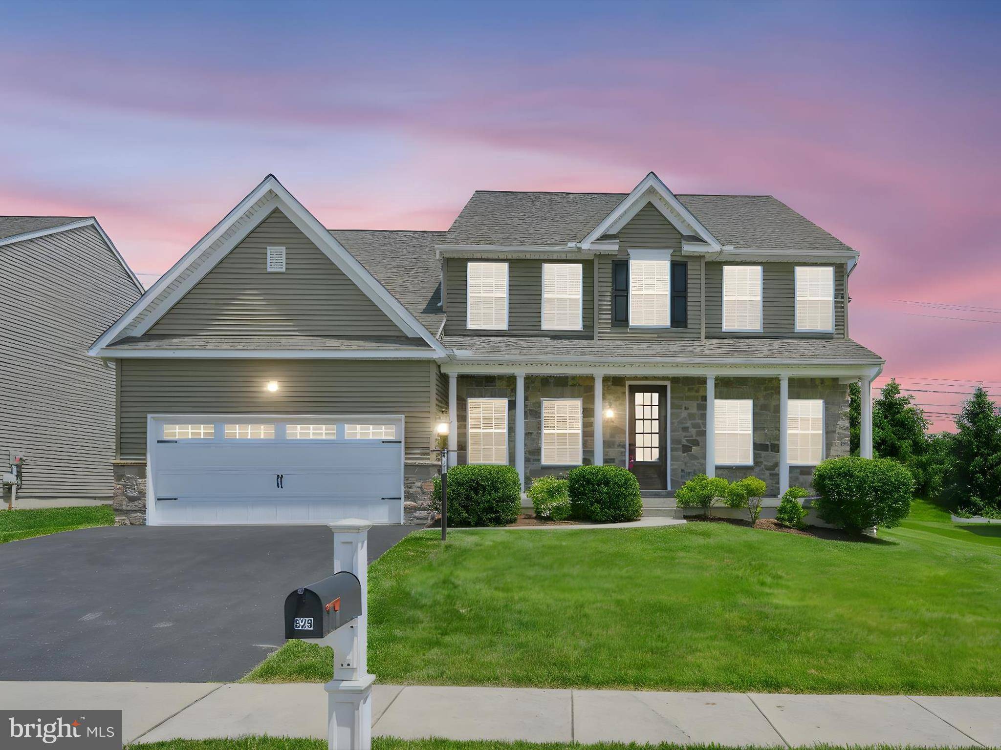 Lititz, PA 17543,628 WARMINSTER LN