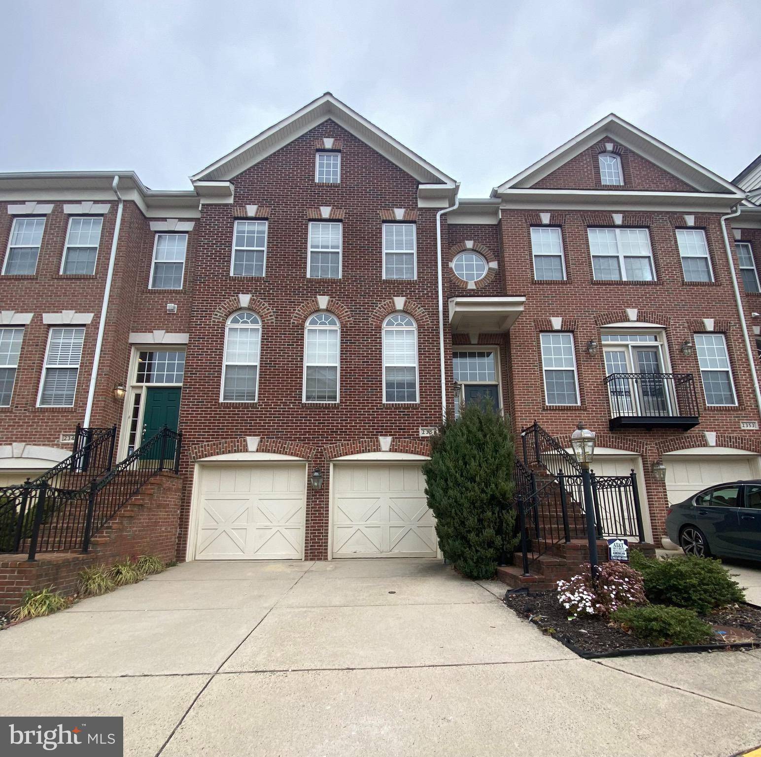 Herndon, VA 20171,2351 STONE FENCE LN