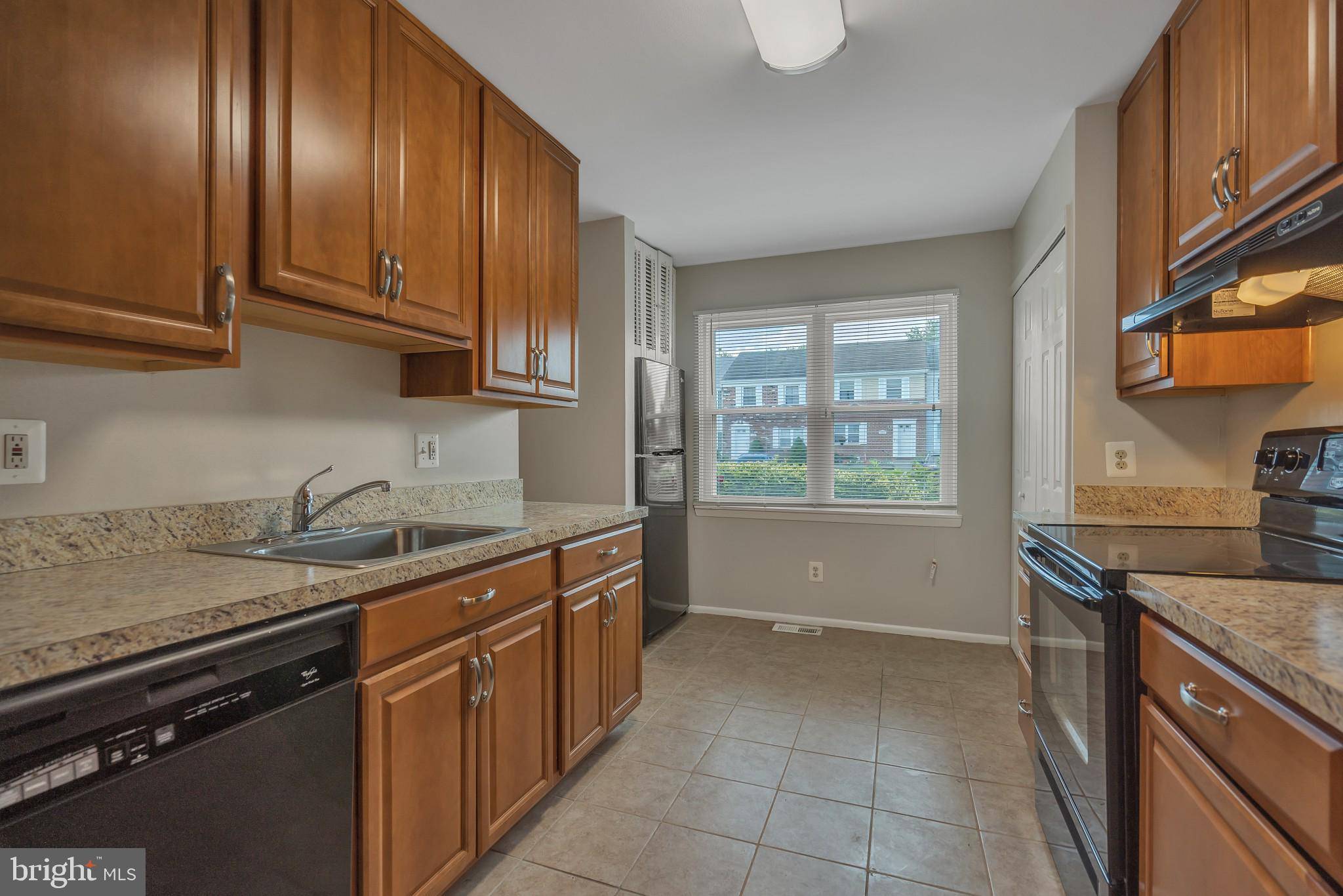 Crofton, MD 21114,2054 FOREST HILL LN