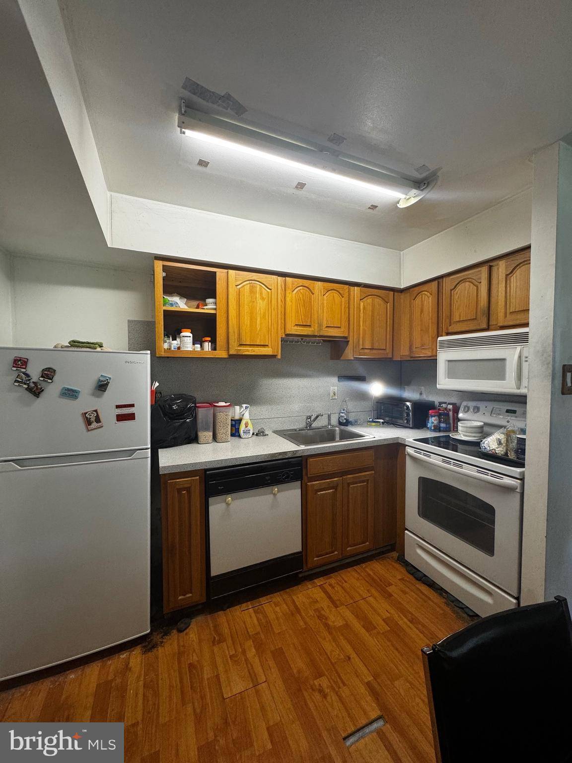North Wales, PA 19454,17 DERRY DR