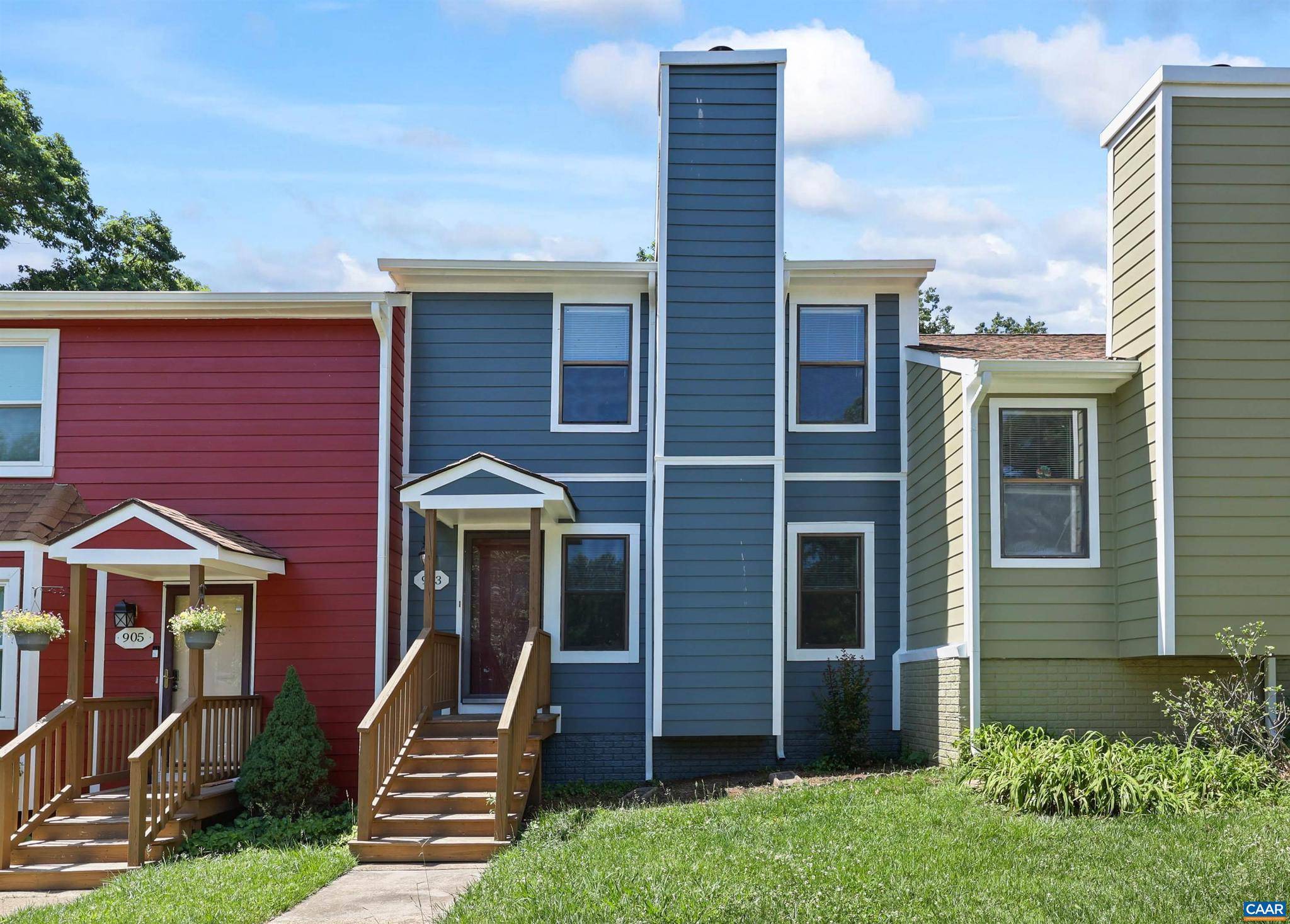 Charlottesville, VA 22901,903 STONEHENGE RD