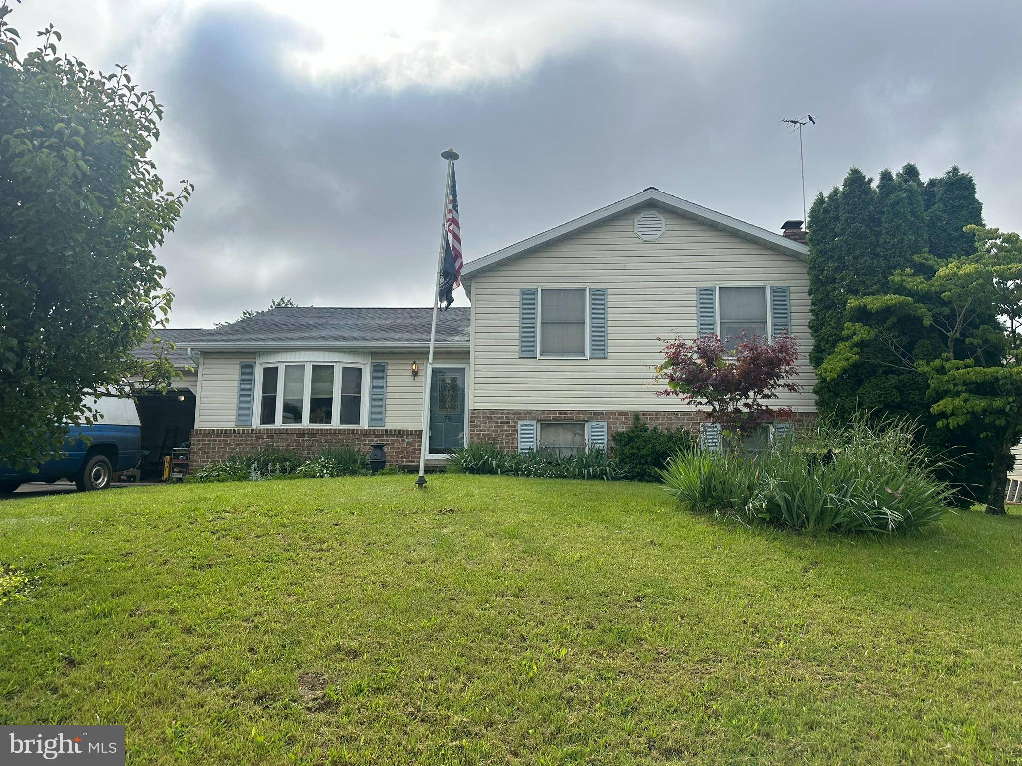 Hanover, PA 17331,76 MOORE DR