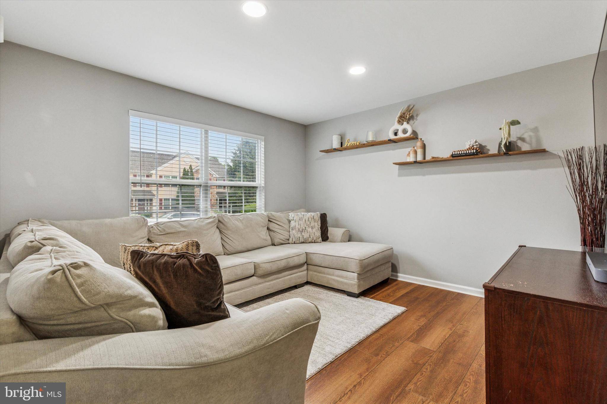 Doylestown, PA 18902,3708 SWETLAND DR
