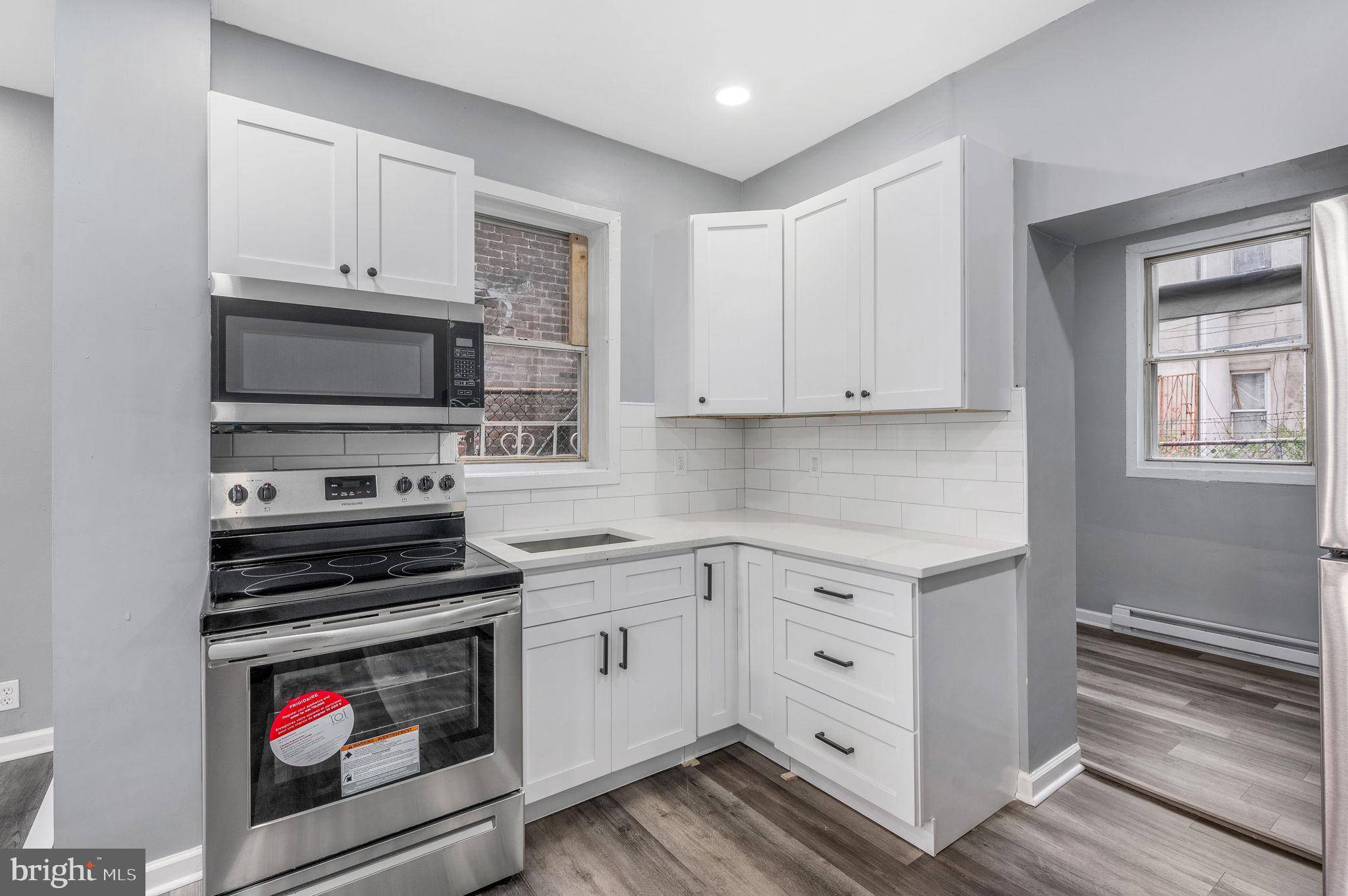 Philadelphia, PA 19140,707 W ONTARIO ST