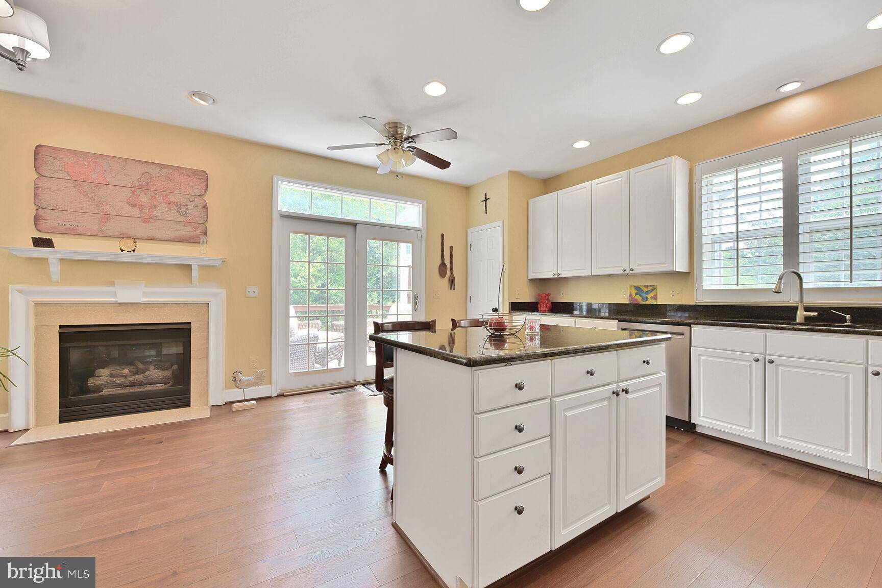 Reston, VA 20194,1249 WILD HAWTHORN WAY