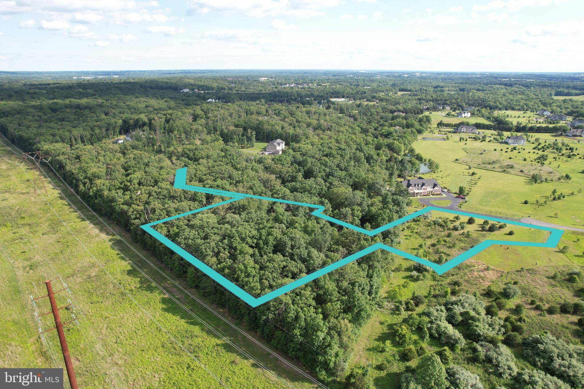 Centreville, VA 20120,6500 BULL RUN WOODS TRL