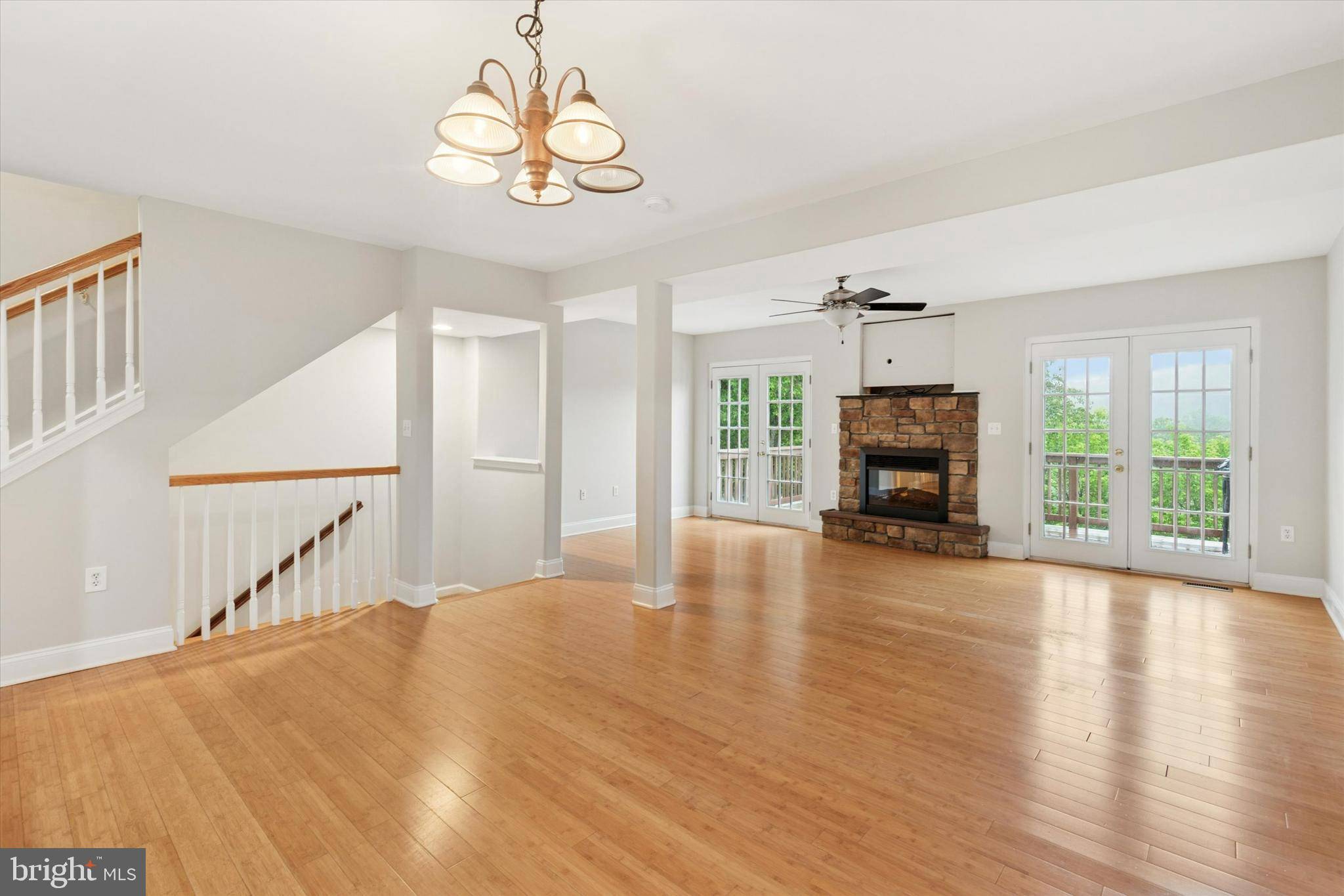Phoenixville, PA 19460,412 HECKLE ST