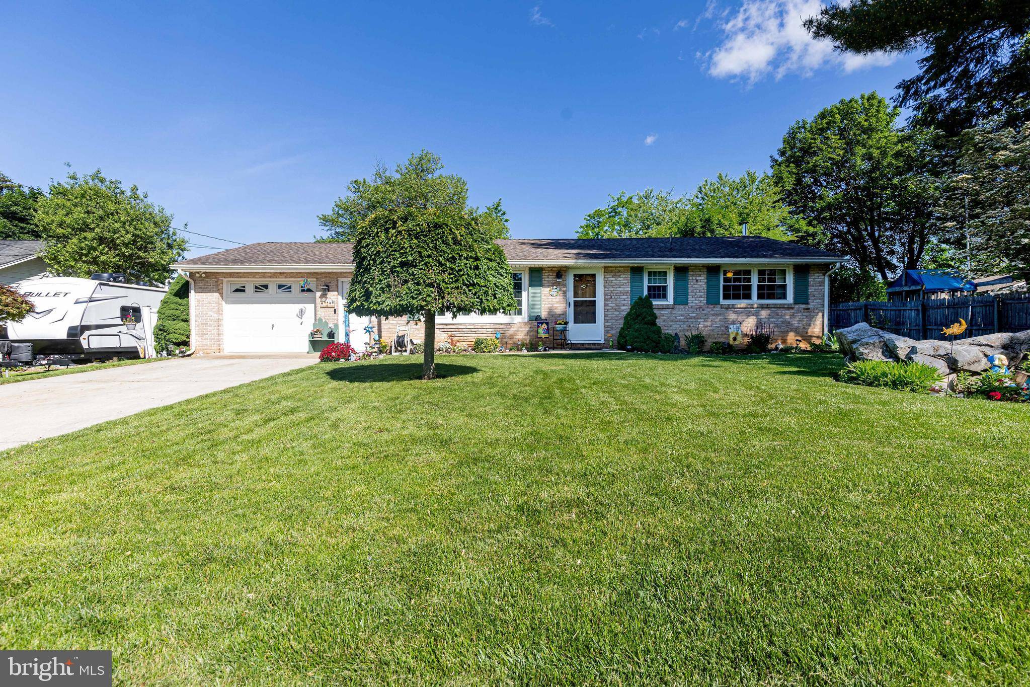 Carlisle, PA 17015,1511 WEBSTER DR