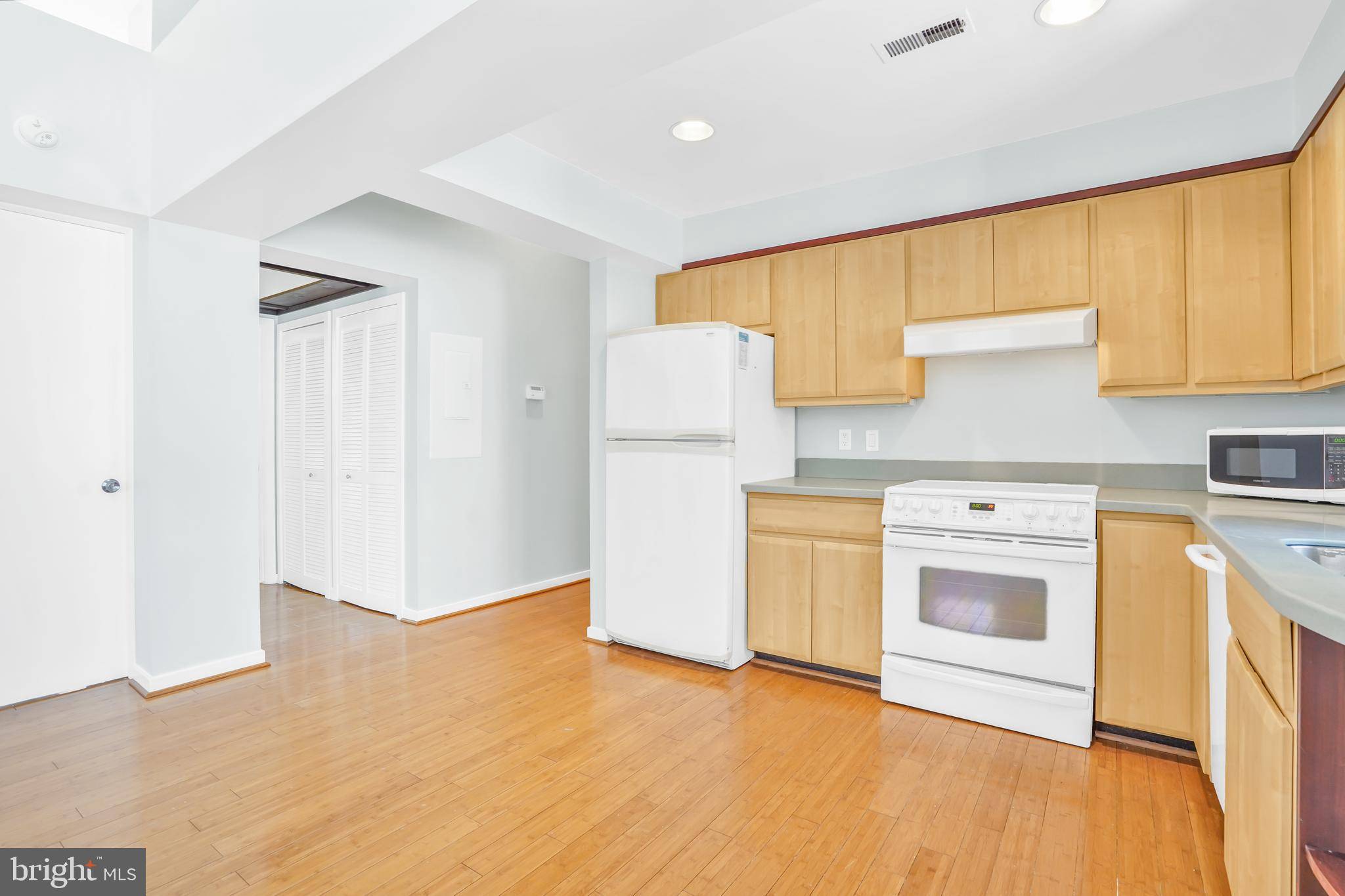 Washington, DC 20037,2114 N ST NW #46