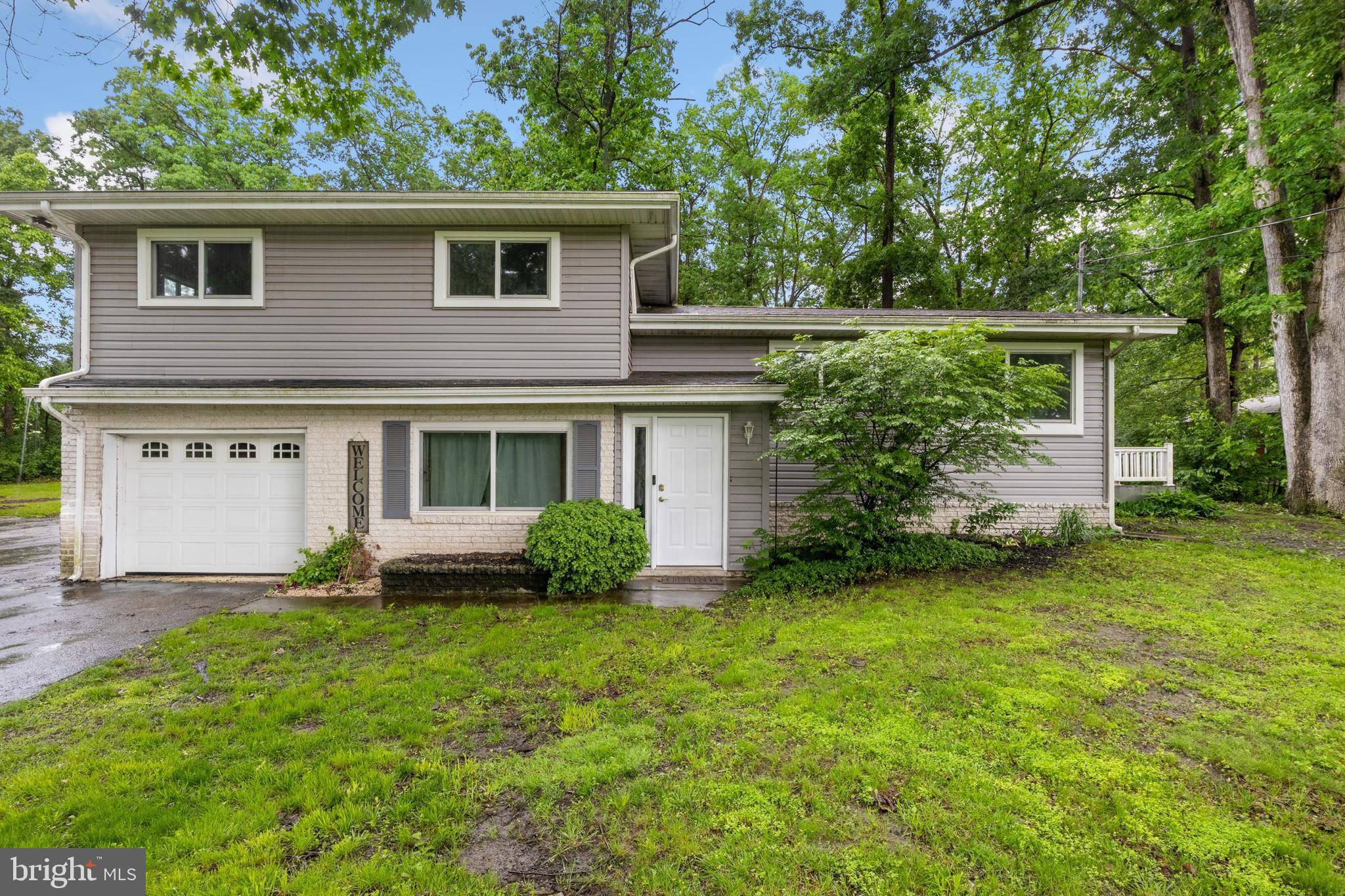 East Berlin, PA 17316,30 HALLECK DR