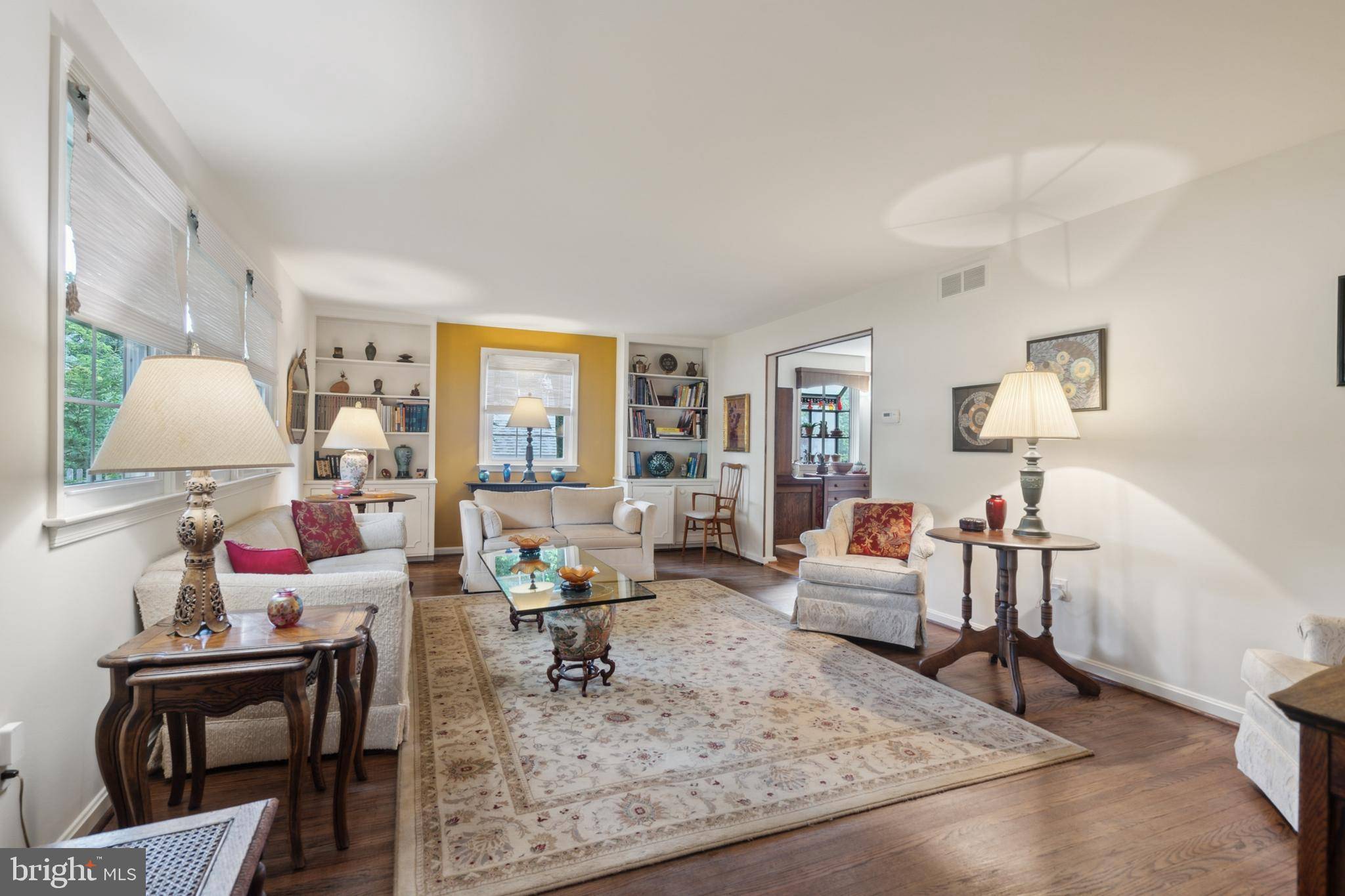 Moorestown, NJ 08057,234 EASTBOURNE TER