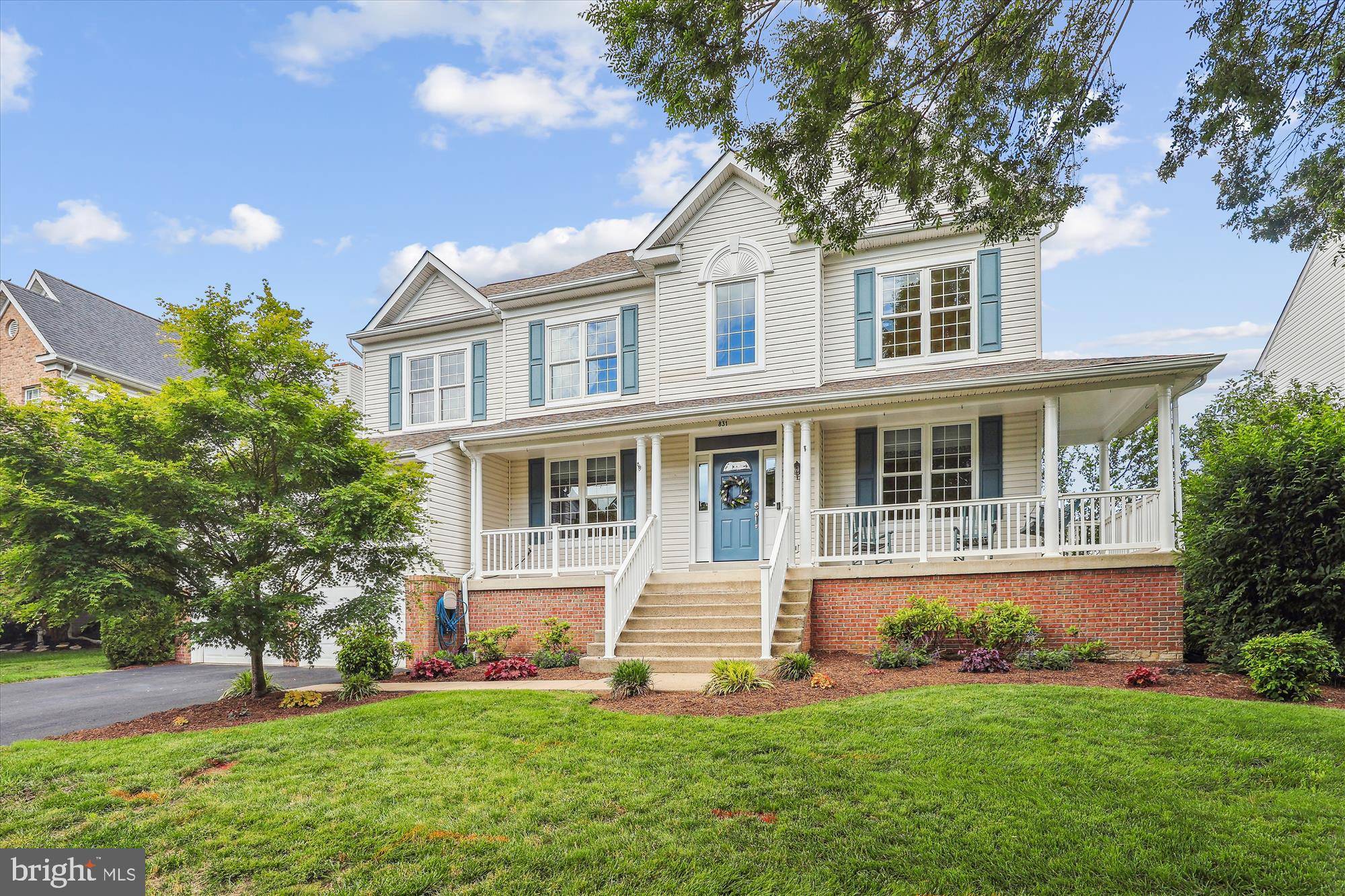 Leesburg, VA 20175,831 MACALISTER DR SE