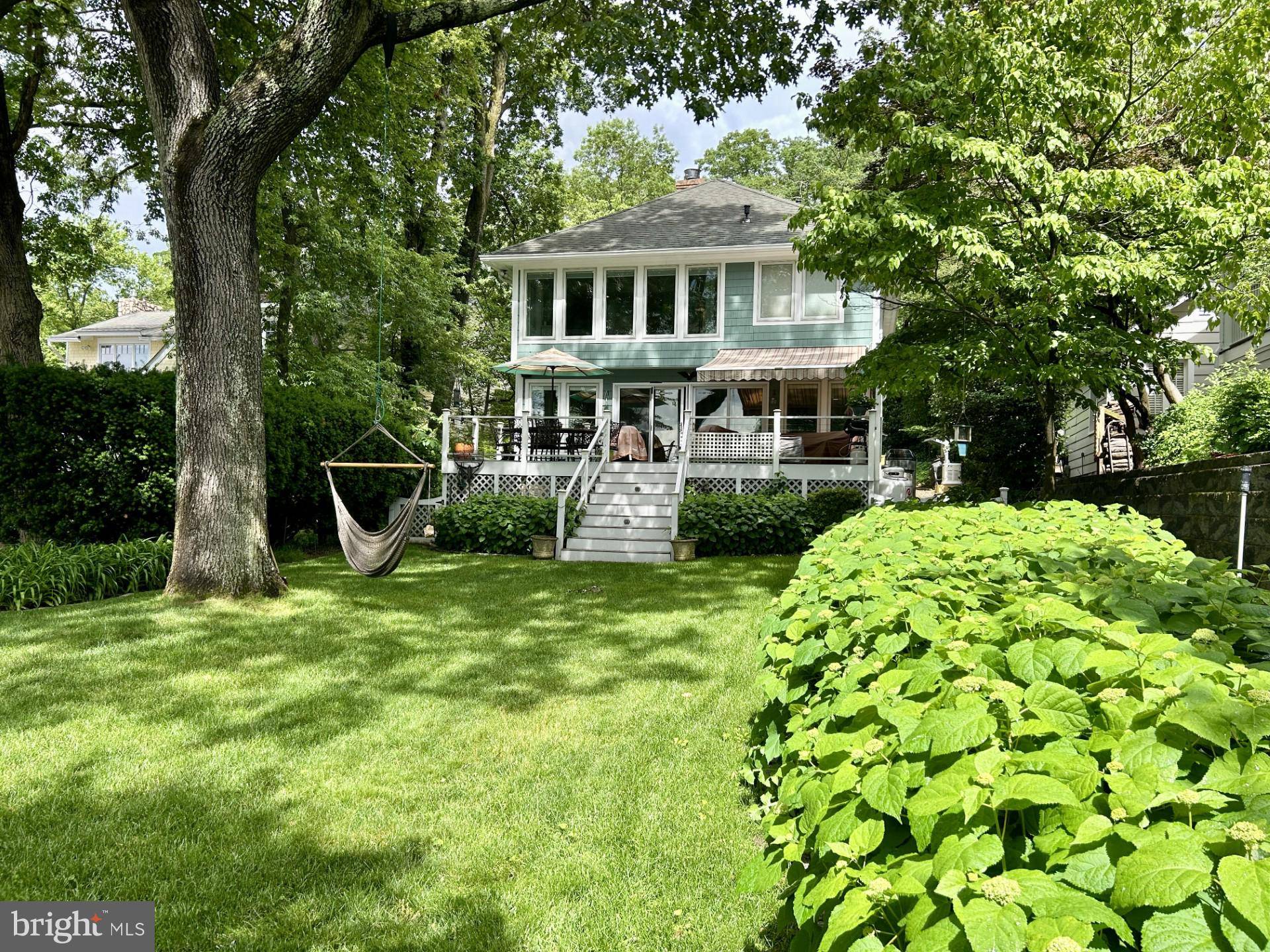 Severna Park, MD 21146,569 HIGHBANK RD