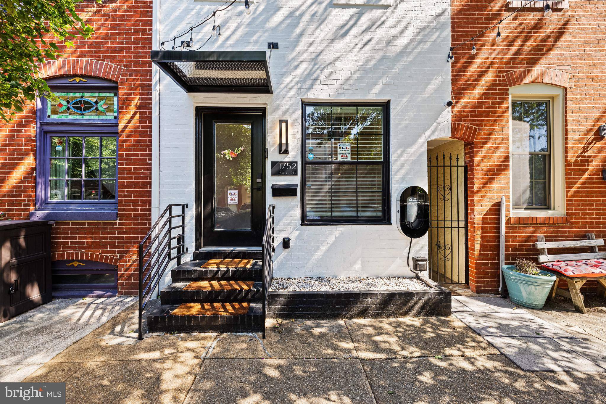 Baltimore, MD 21231,1752 BANK ST