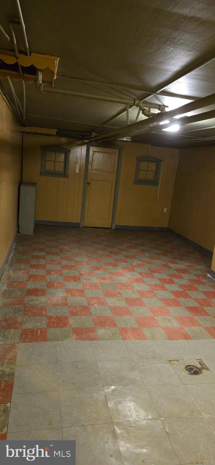 Philadelphia, PA 19129,3251 N MARSTON ST
