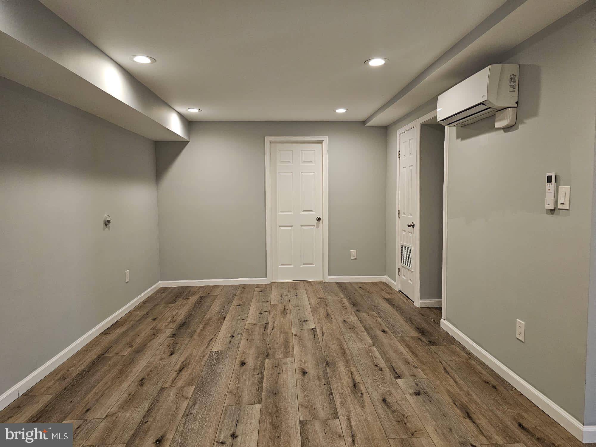 Reston, VA 20194,1631 BENNINGTON HOLLOW LN