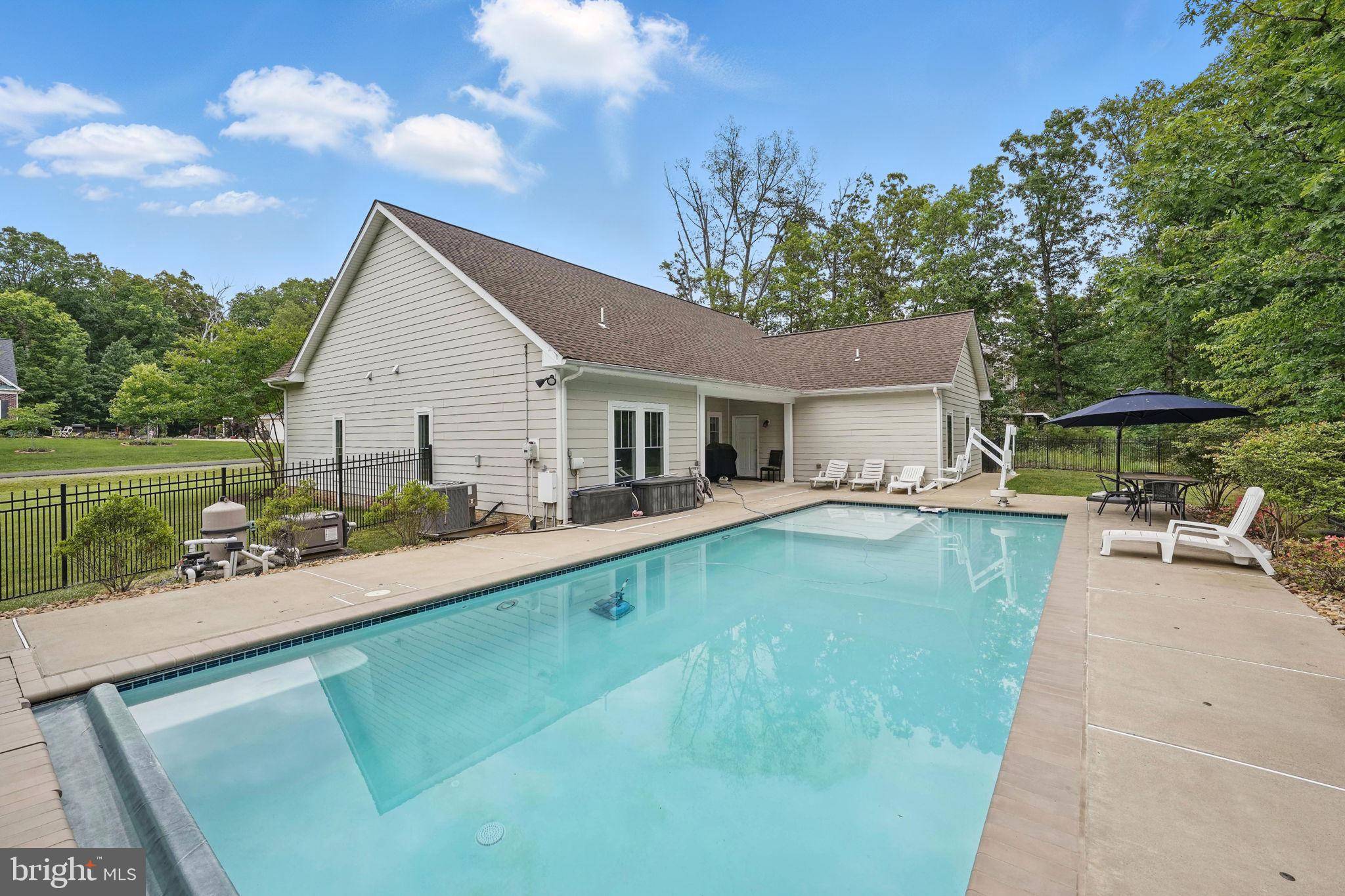 Gainesville, VA 20155,16009 ROLAND PARK PL