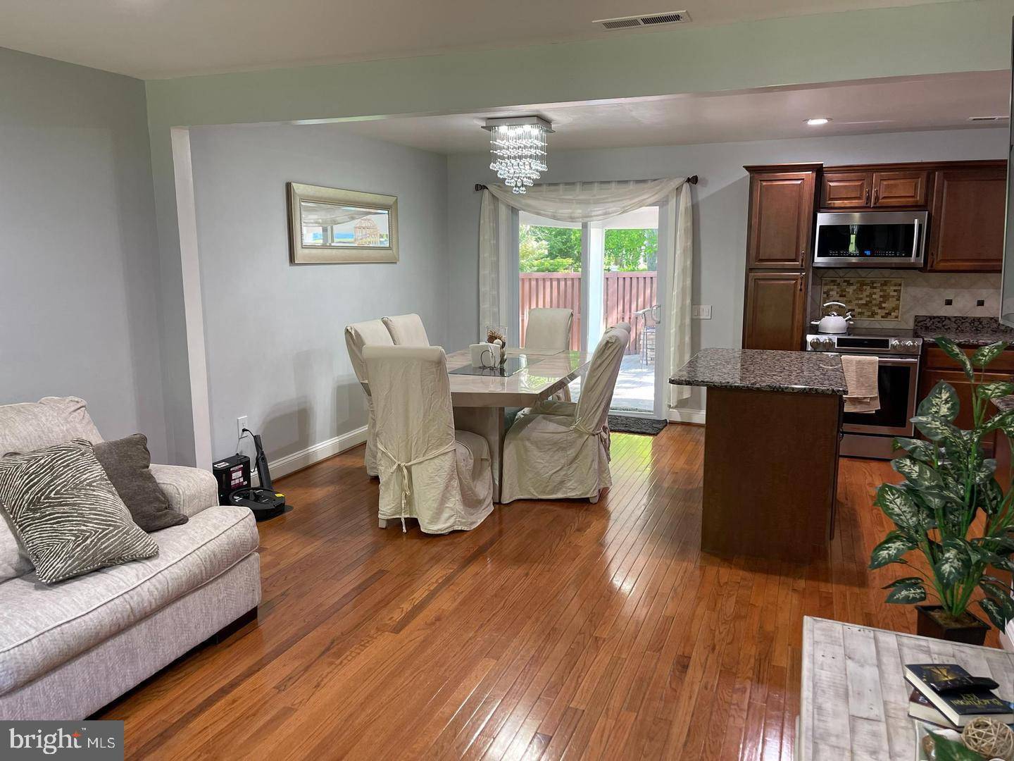 Waldorf, MD 20602,3498 SOUR CHERRY CT