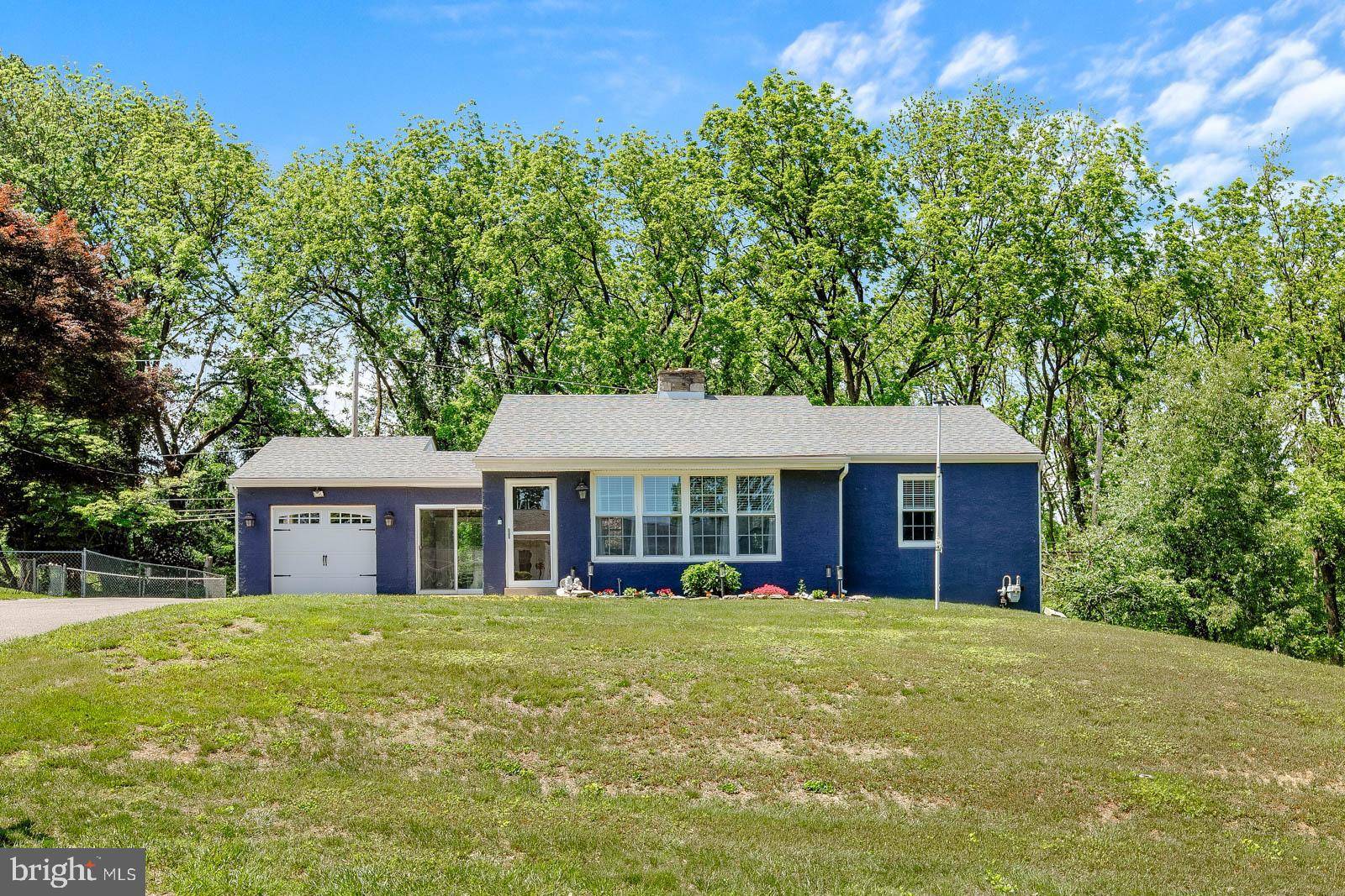 Feasterville Trevose, PA 19053,221 BROOKSIDE DR