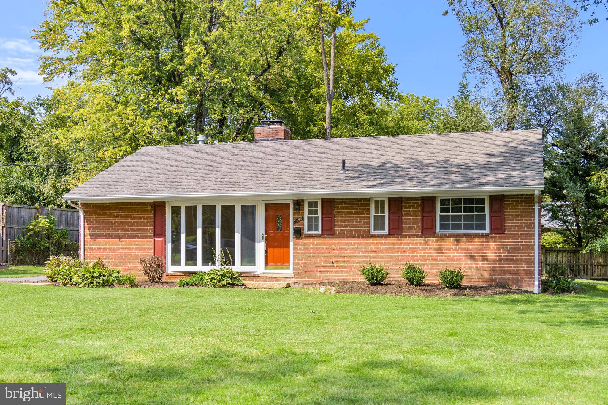 Springfield, VA 22151,7406 BLACKFORD ST
