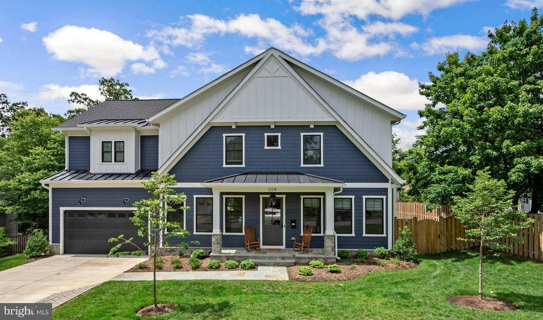 Vienna, VA 22180,228 MANVELL RD SE