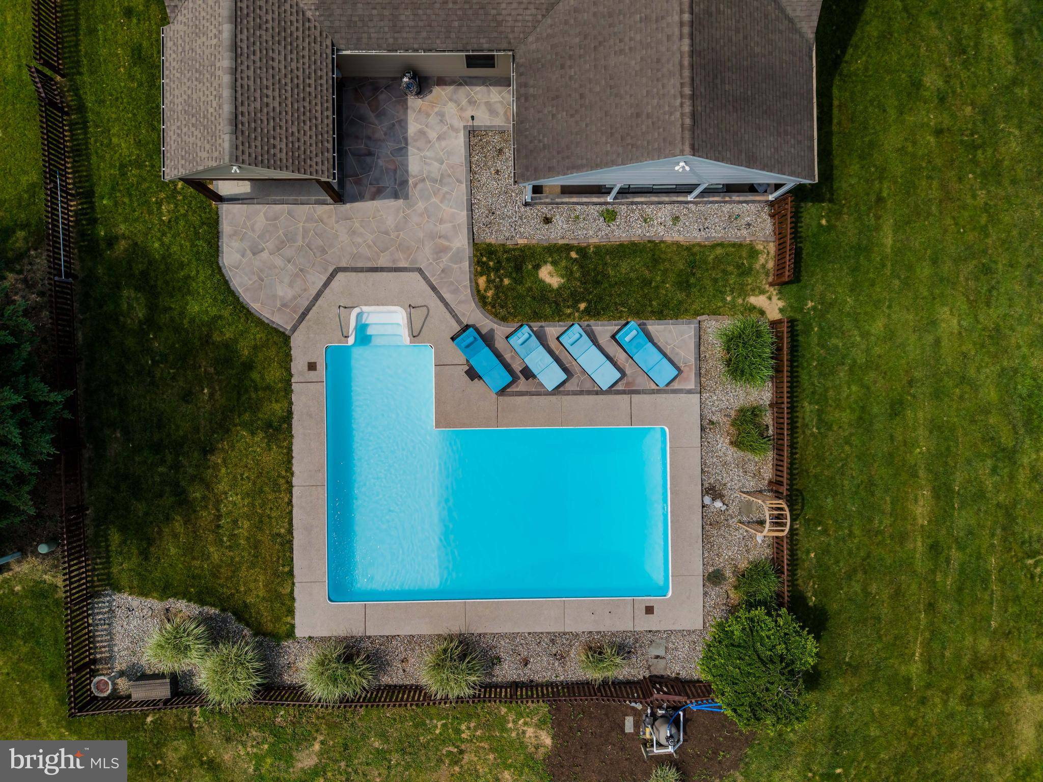 Mechanicsburg, PA 17050,23 SKYLINE DR