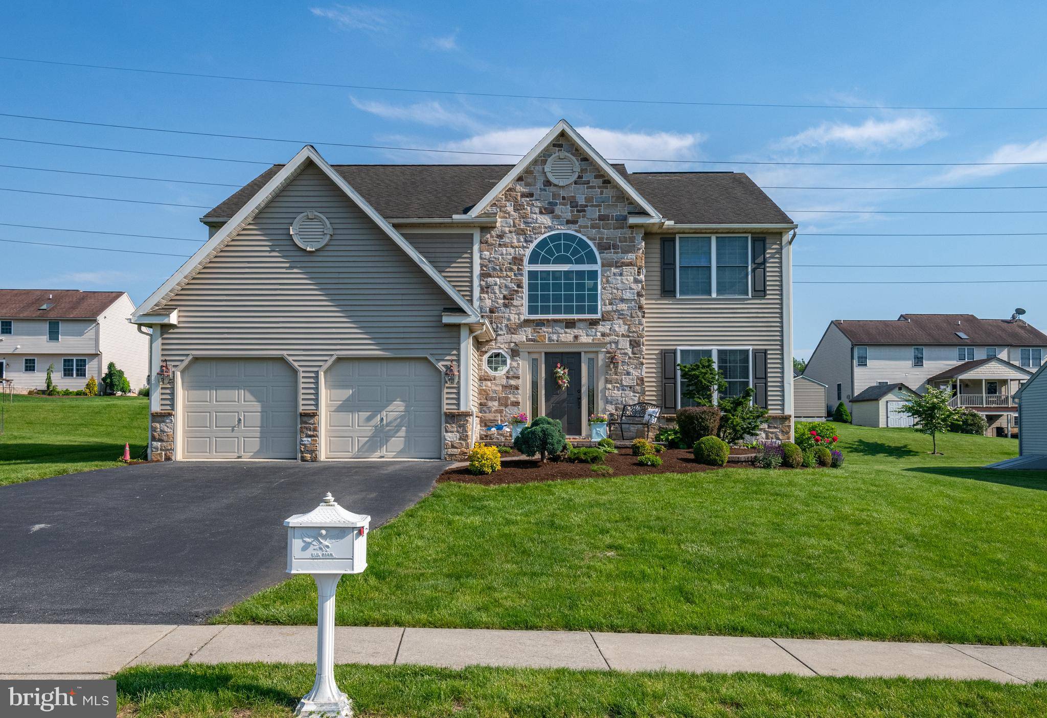 Reading, PA 19608,310 VALLEY CT