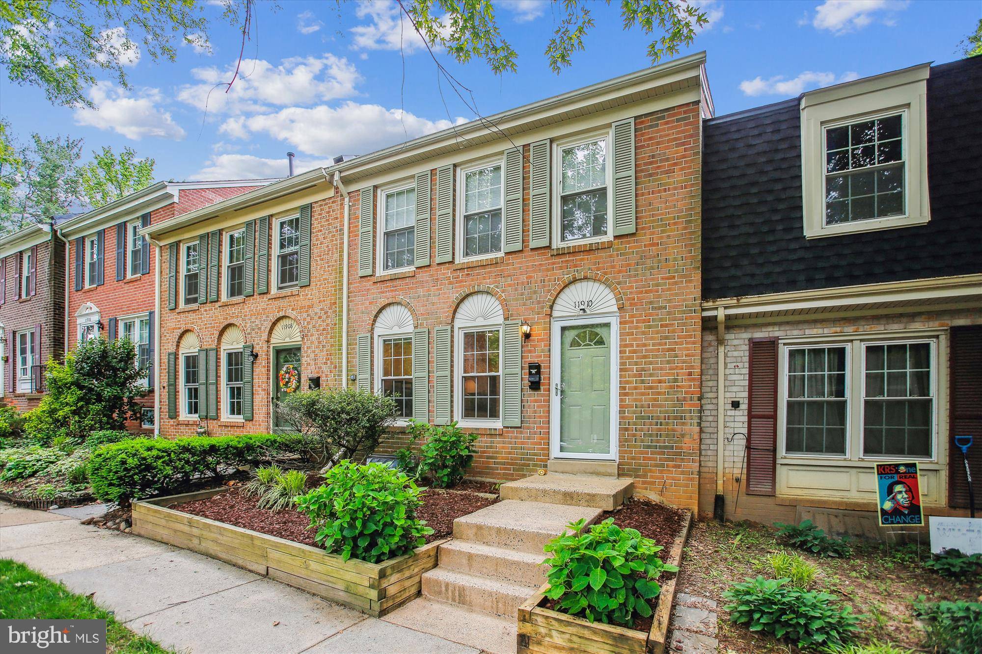 Reston, VA 20191,11910 SAINT JOHNSBURY CT