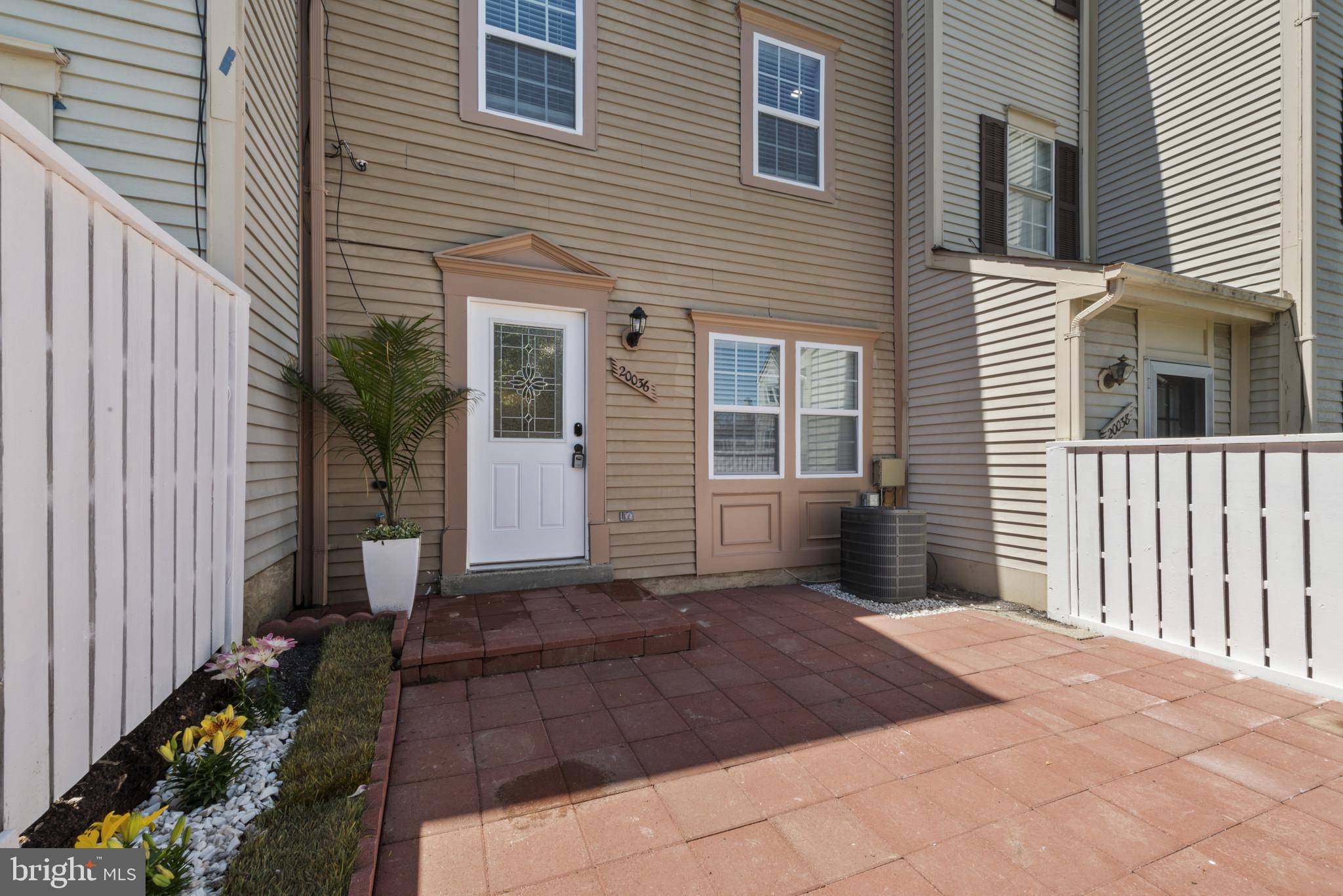 Germantown, MD 20876,20036 APPLEDOWRE CIR #450