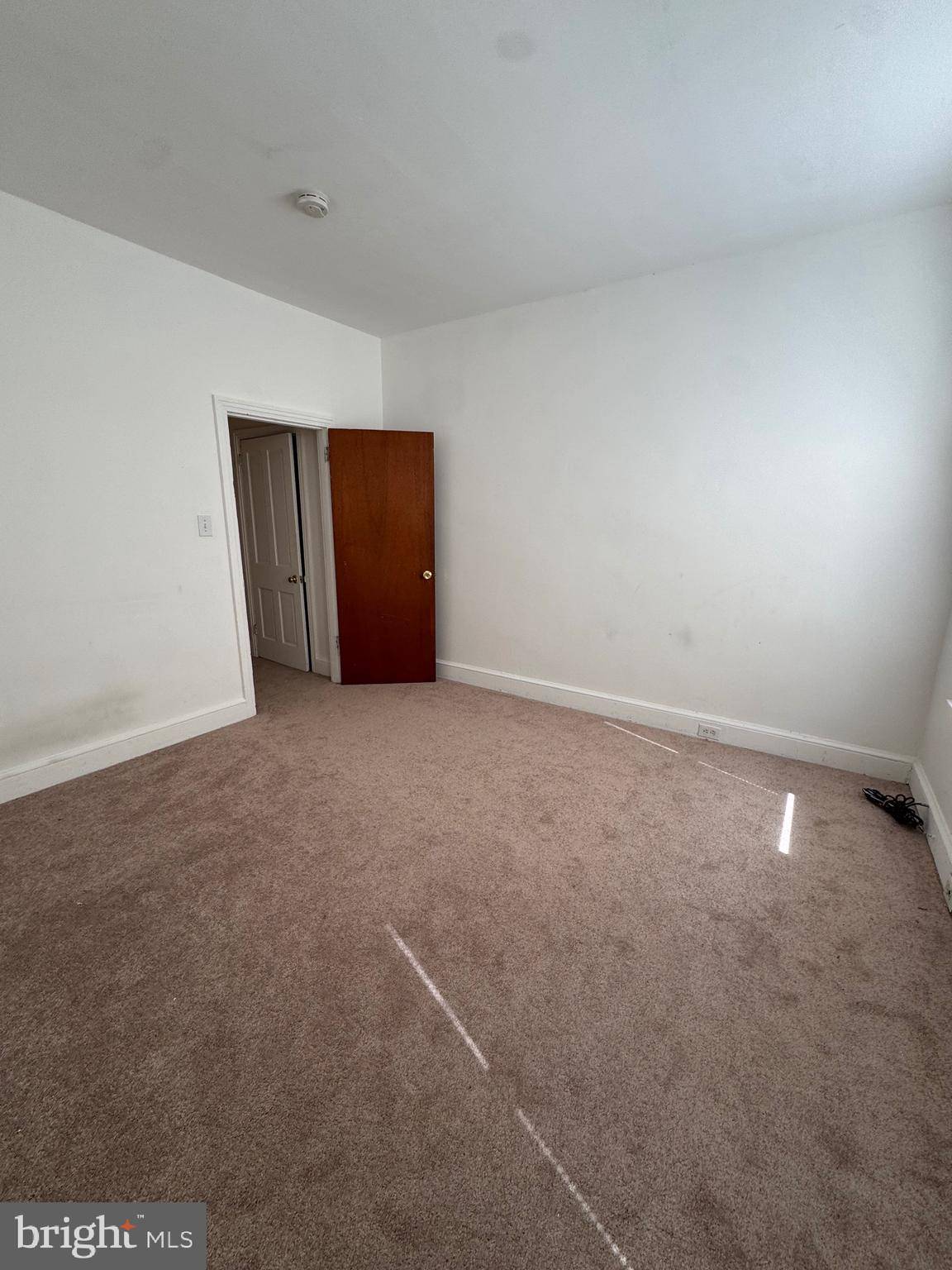 Camden, NJ 08103,423 TRENTON AVE
