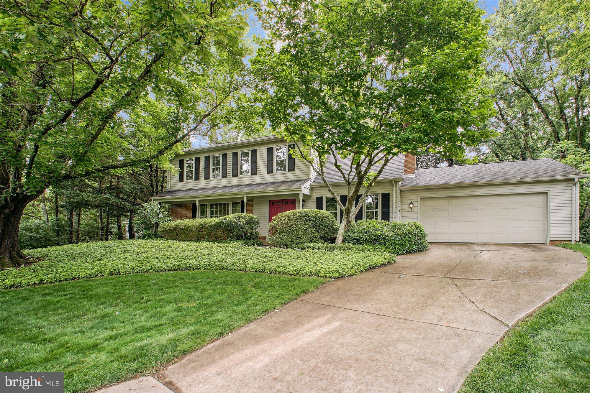 Vienna, VA 22182,1881 COLD CREEK CT