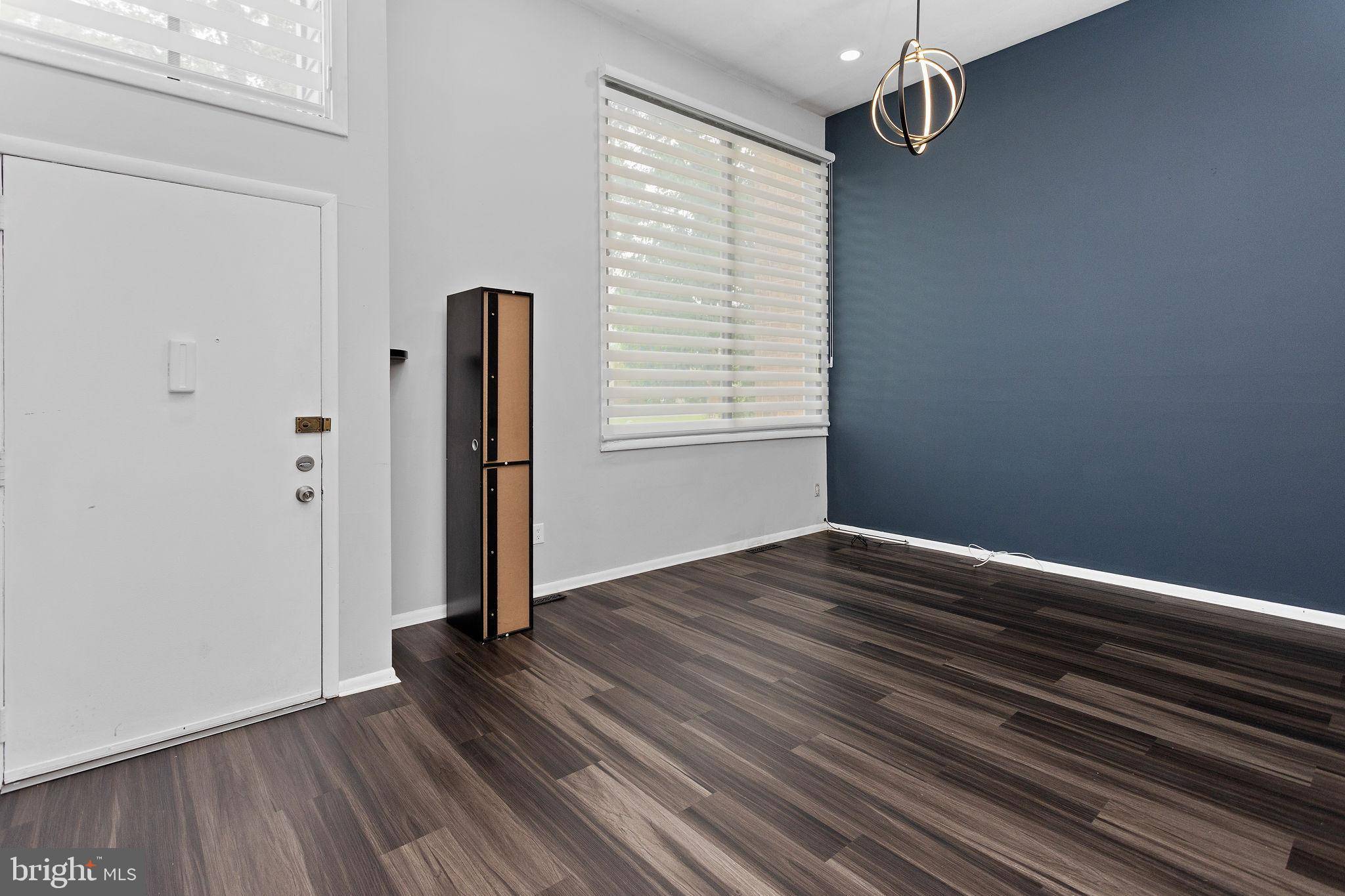 East Windsor, NJ 08520,372 IRVINGTON PL