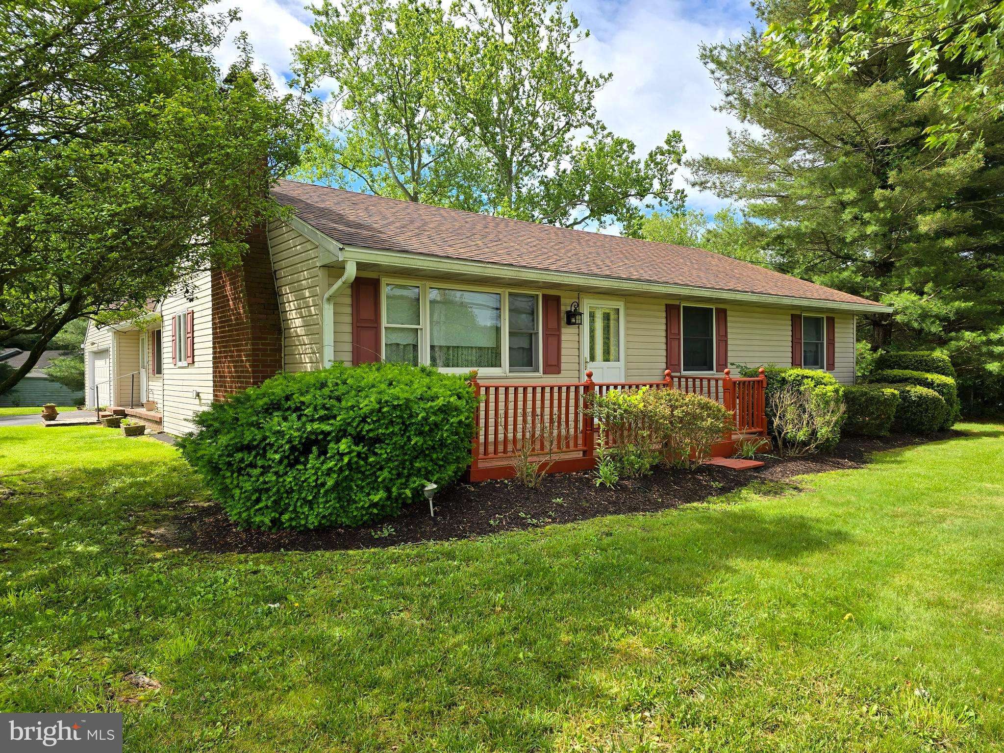 Elkton, MD 21921,2 COUNTRY LN